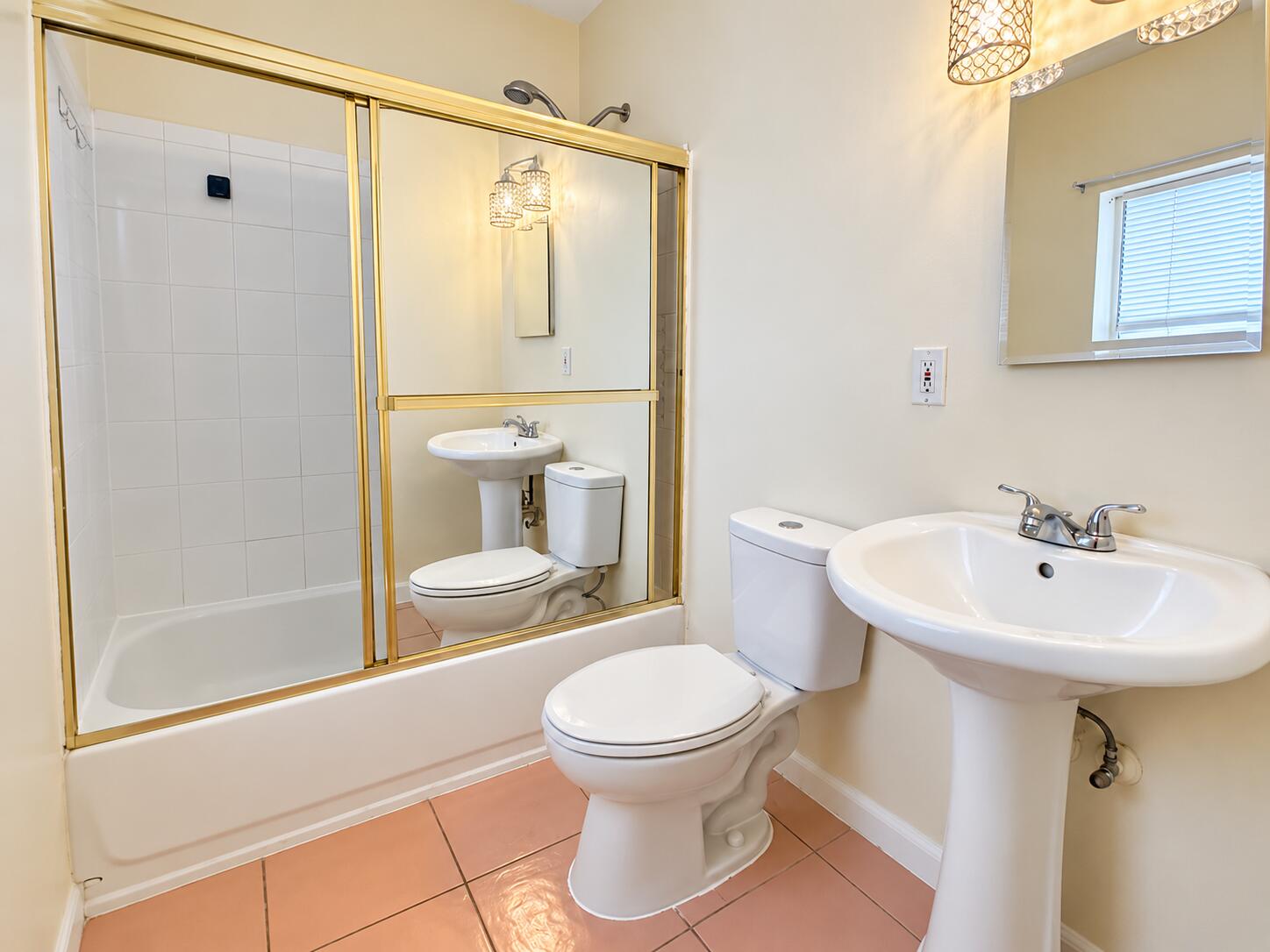 2735 Ne 9th Avenue Unit-b Property Photo 3