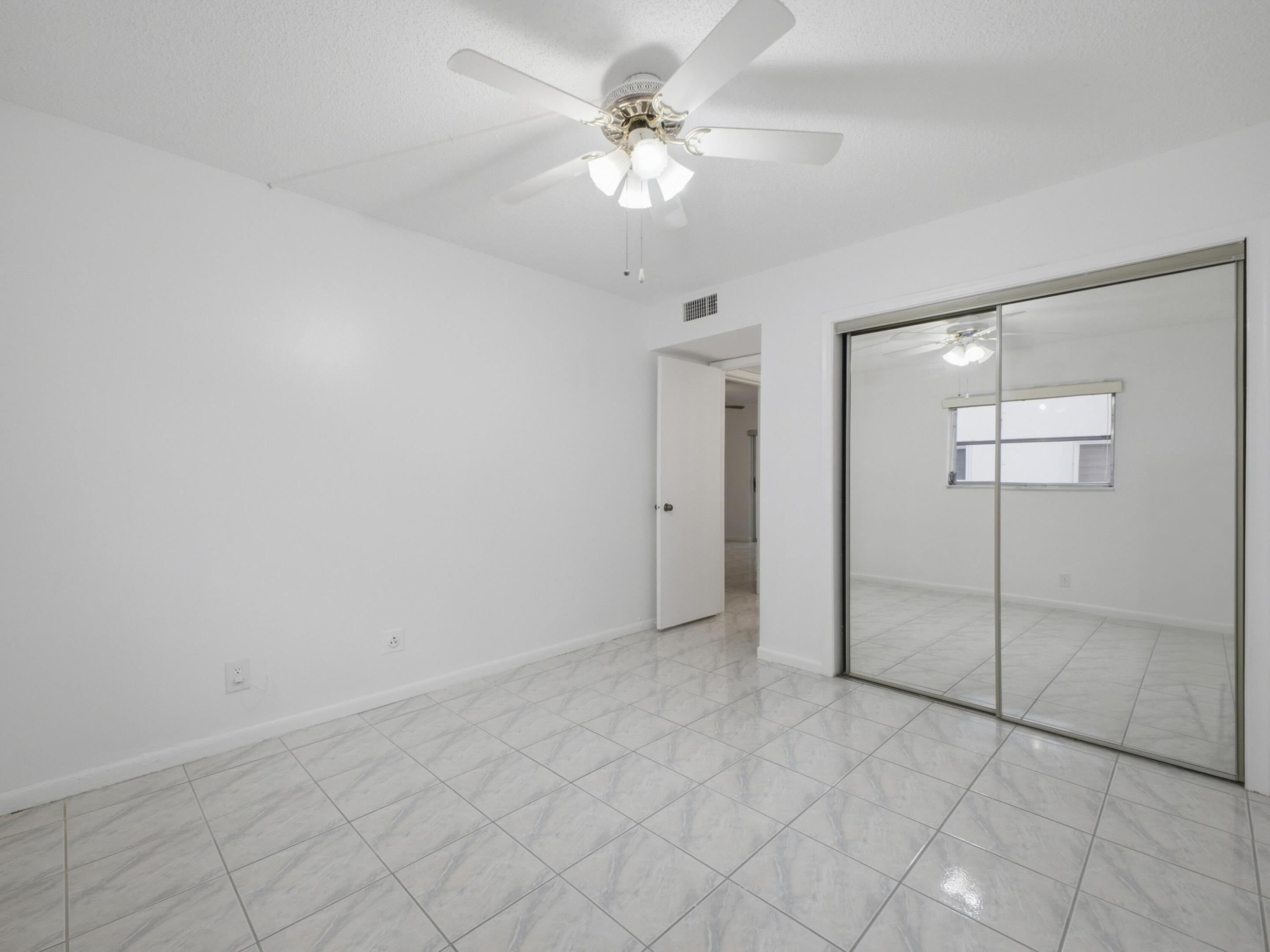 144 Stratford K Property Photo 14