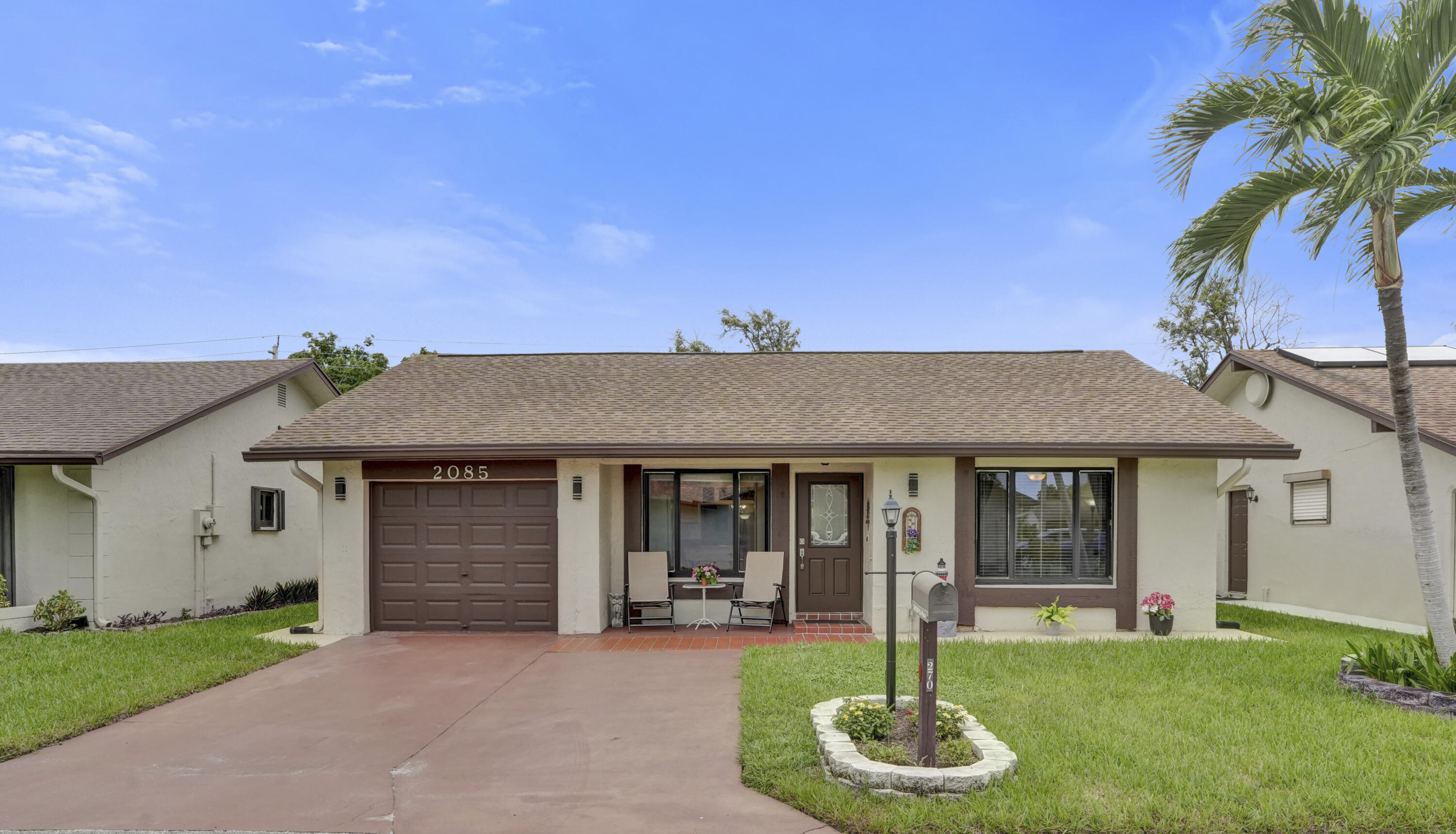 2085 Sw 15th Place Property Photo 1