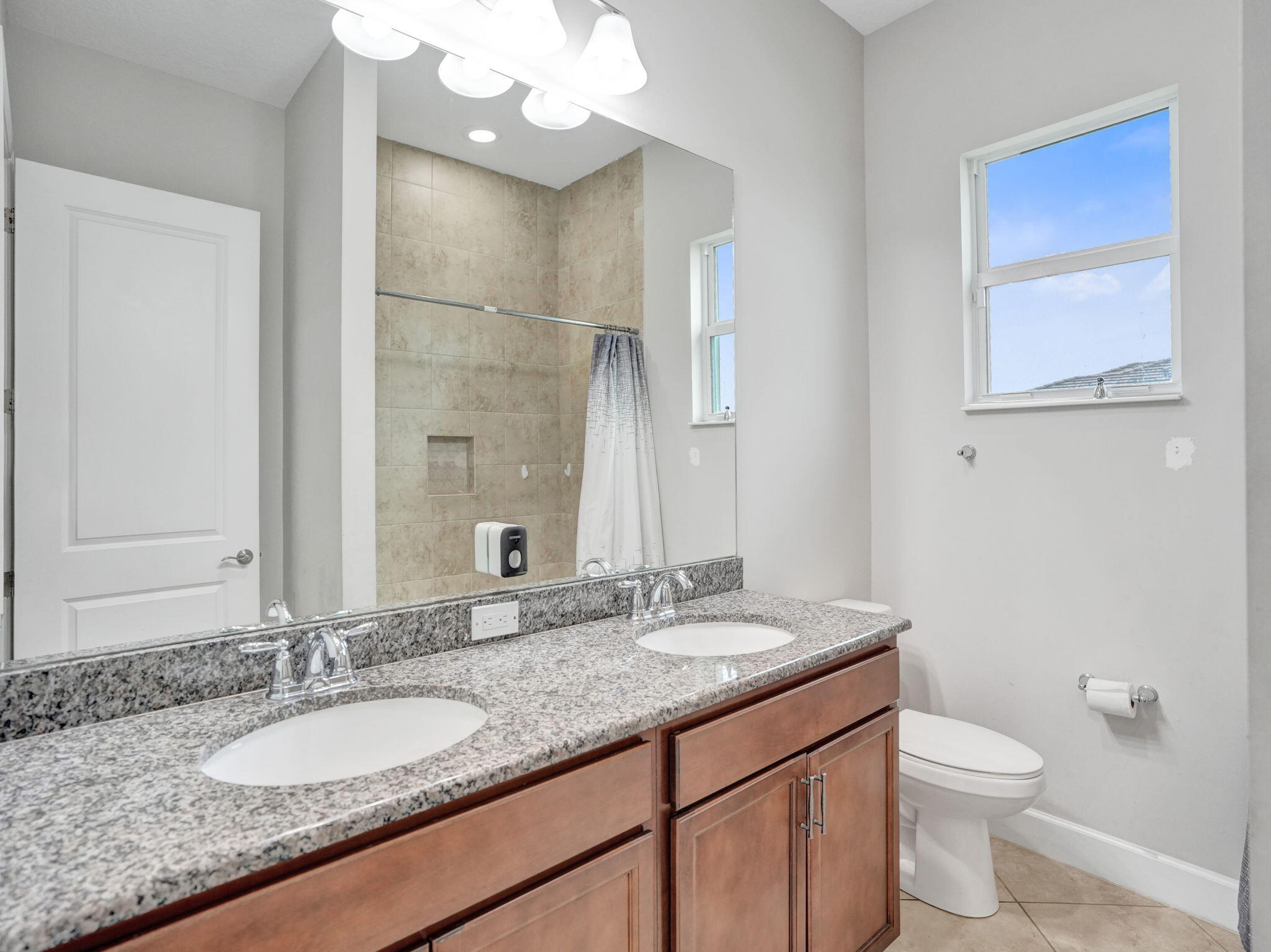 4655 Citron Way Property Photo 25