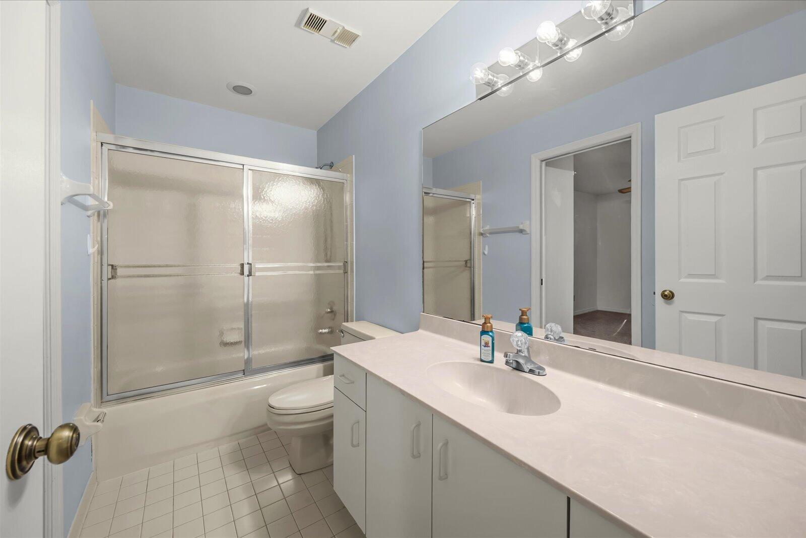 663 Ne Wax Myrtle Way Property Photo 31