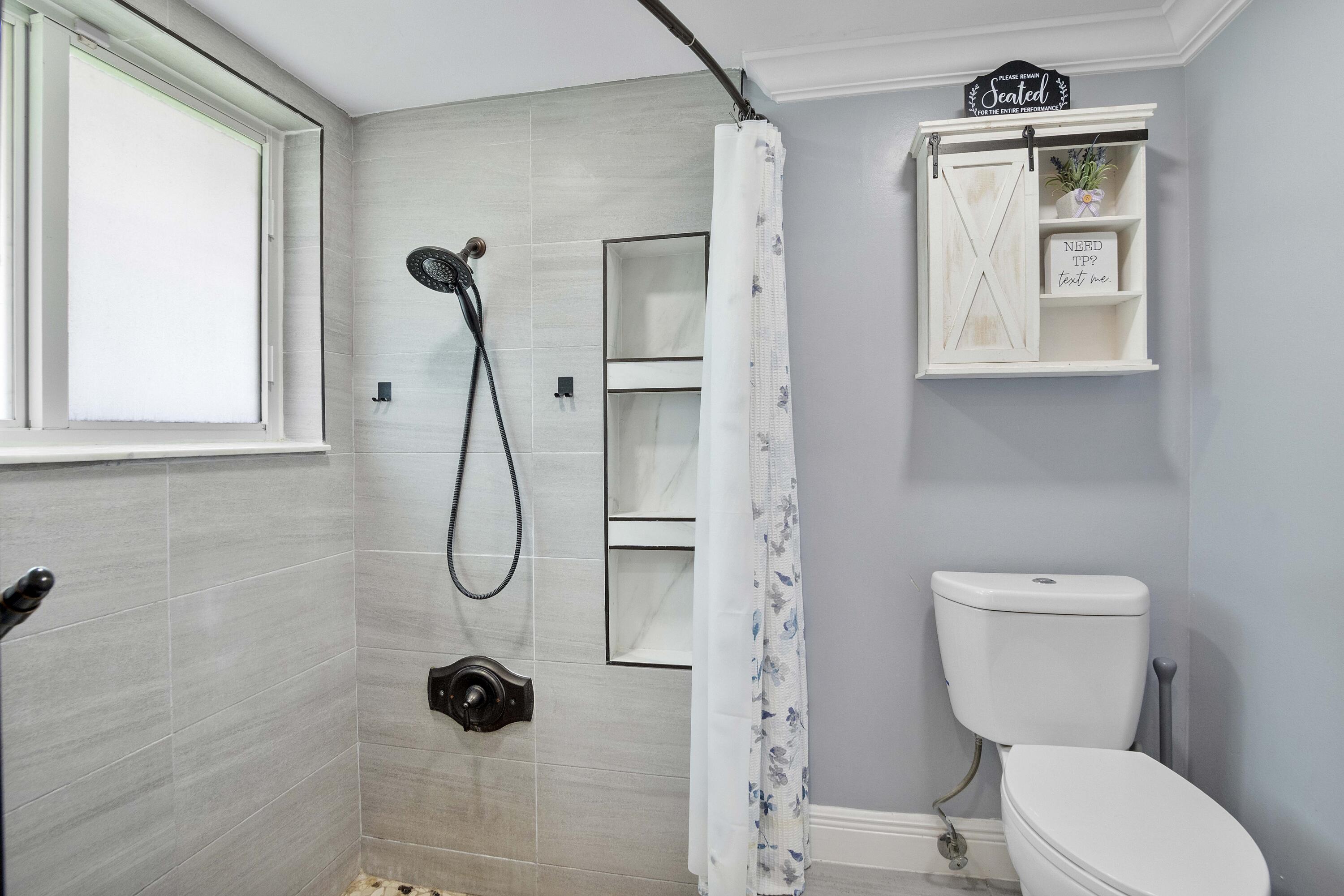 8059 Buttonwood Circle Property Photo 23