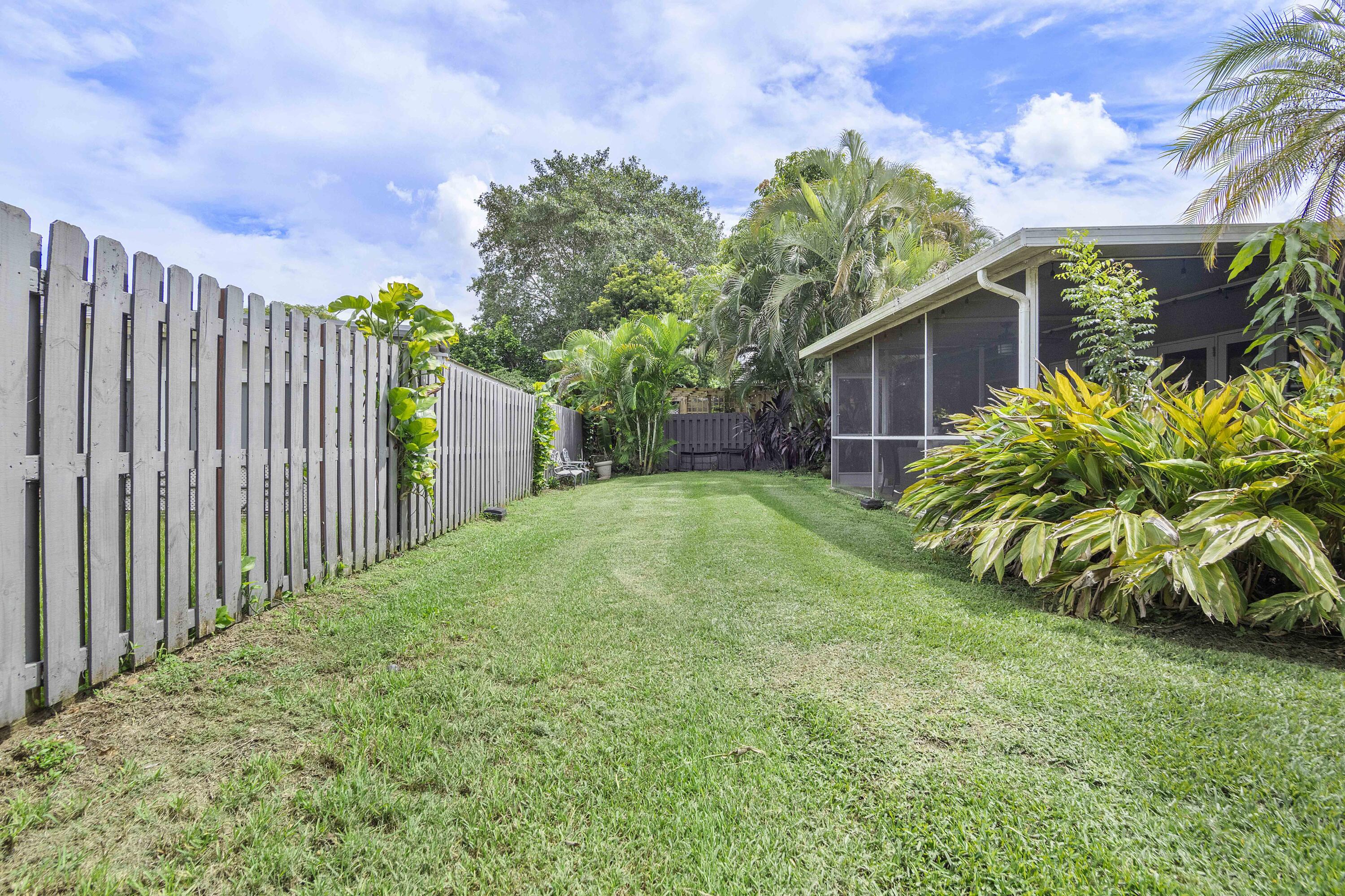 8059 Buttonwood Circle Property Photo 30