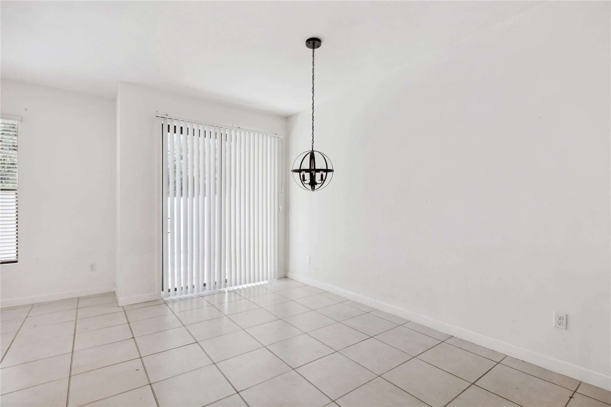 1002 Sweet Briar Lane Property Photo 16