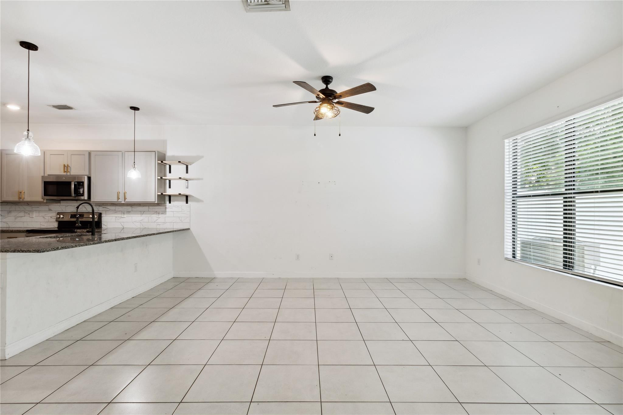 1002 Sweet Briar Lane Property Photo 17