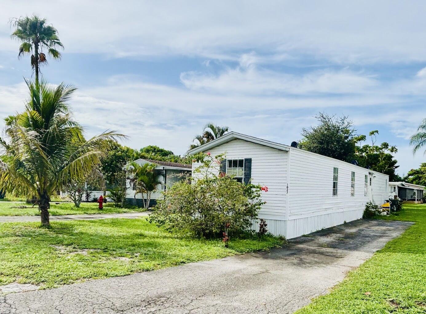 1027 Marco Court Property Photo 1