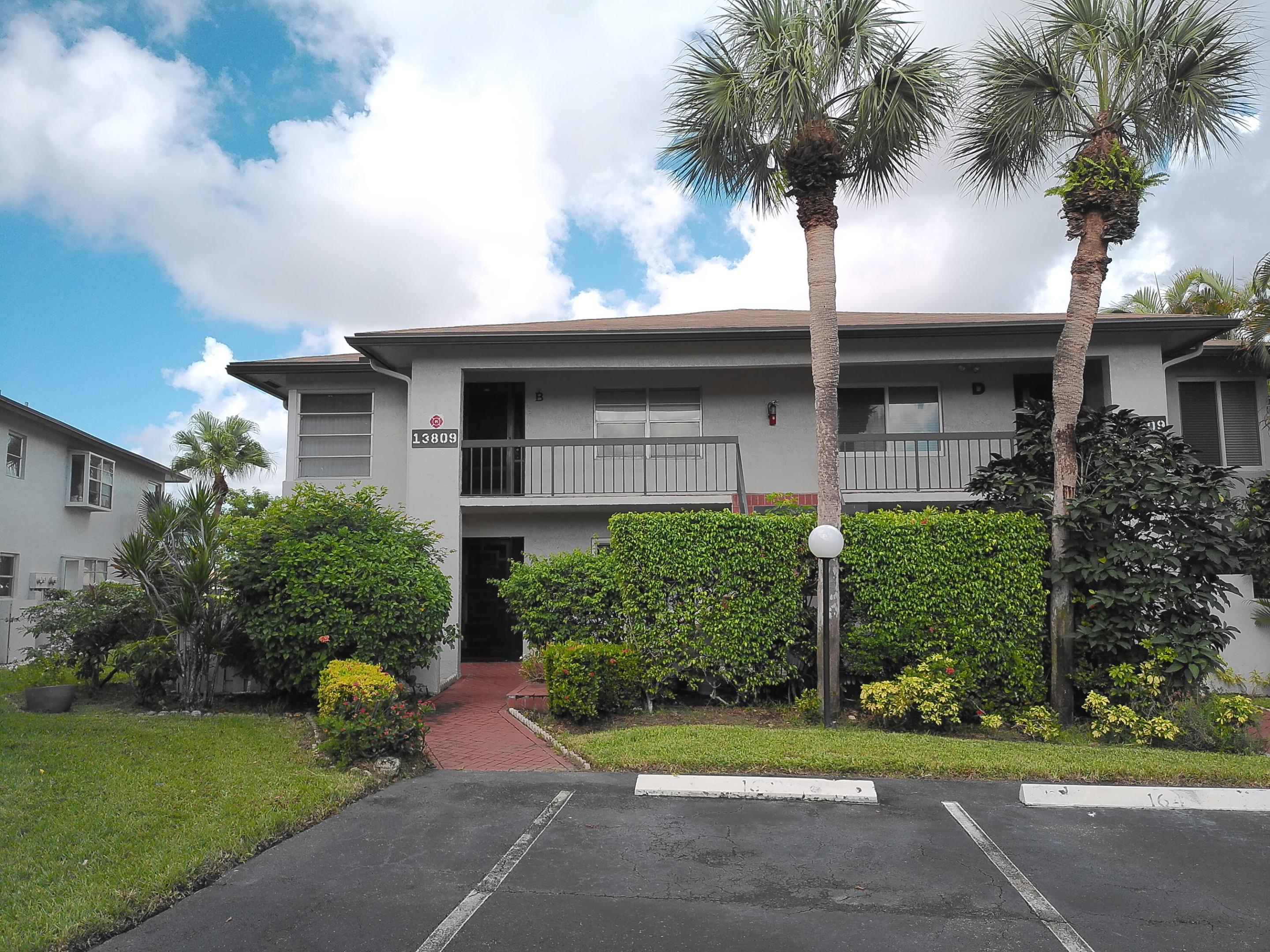 13809 Royal Palm Court B Property Photo 1