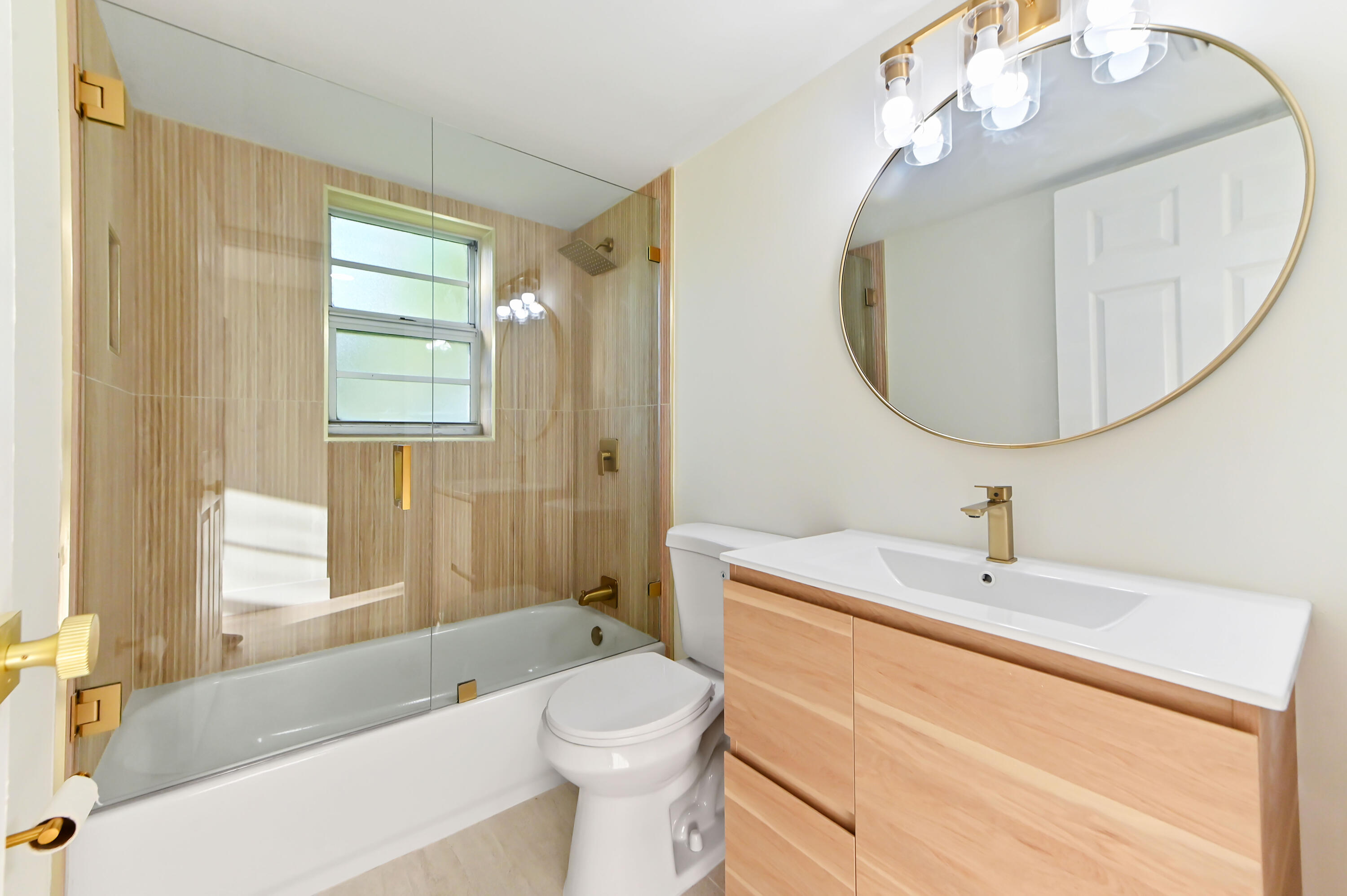 7 Willowbrook Lane 101 Property Photo 14