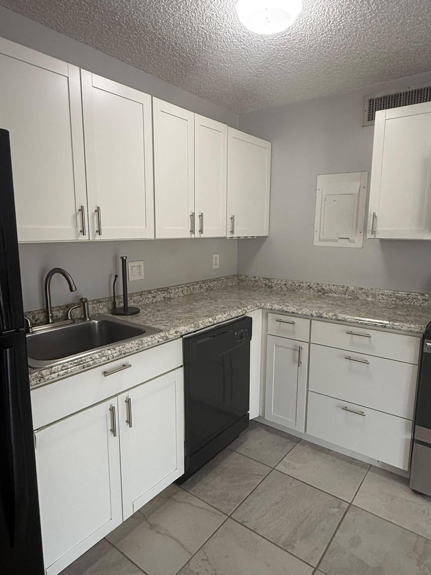 645 Executive Center Drive R205 Property Photo 3