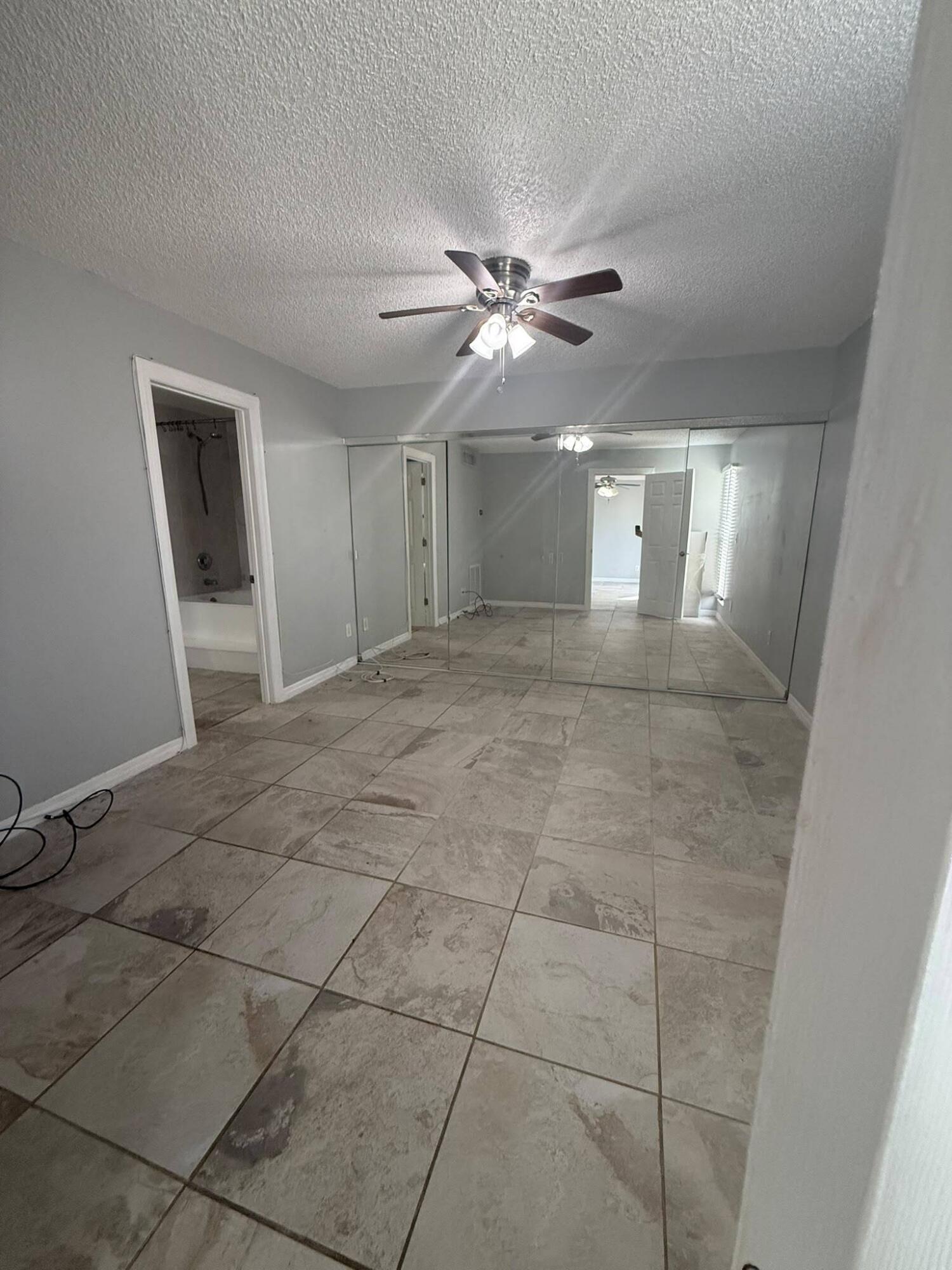 645 Executive Center Drive R205 Property Photo 7