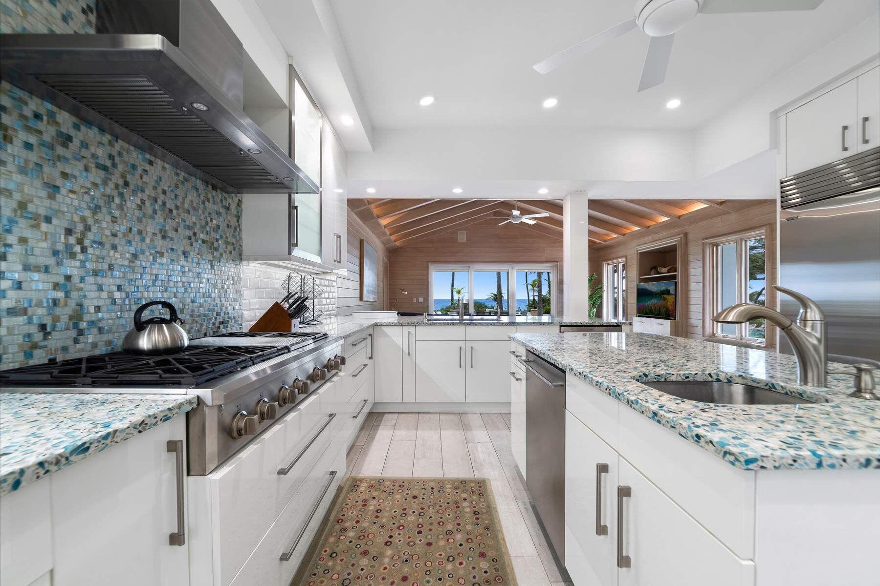 2999 N Ocean Boulevard Property Photo 41