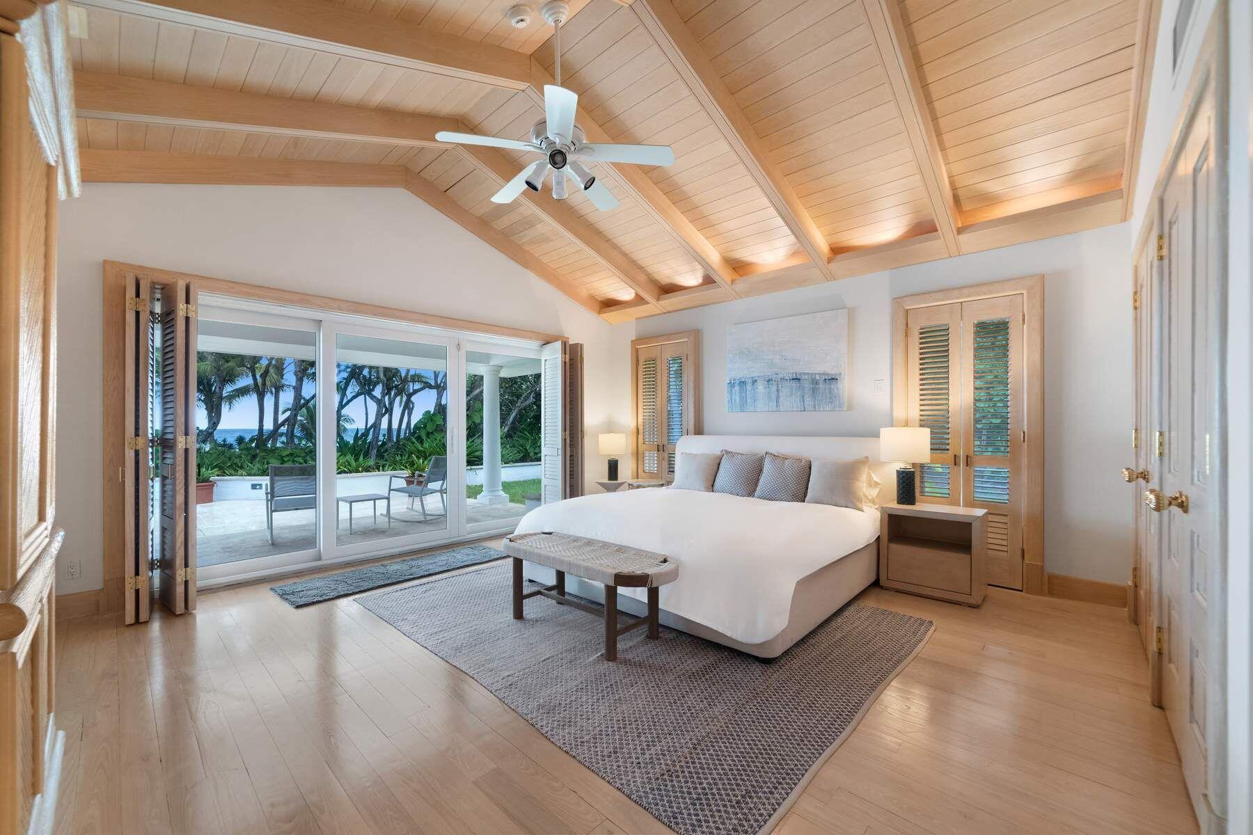 2999 N Ocean Boulevard Property Photo 50