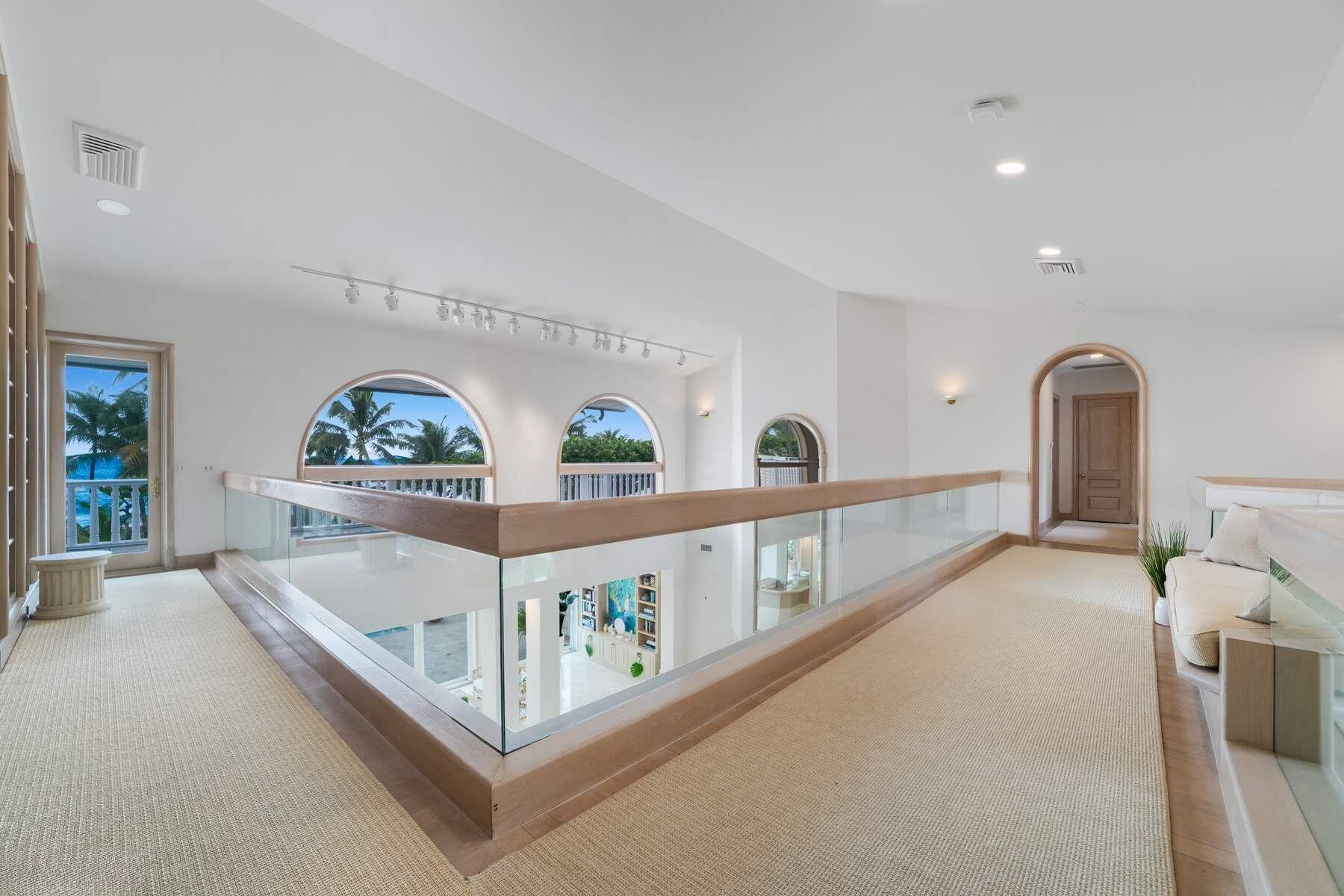 2999 N Ocean Boulevard Property Photo 54