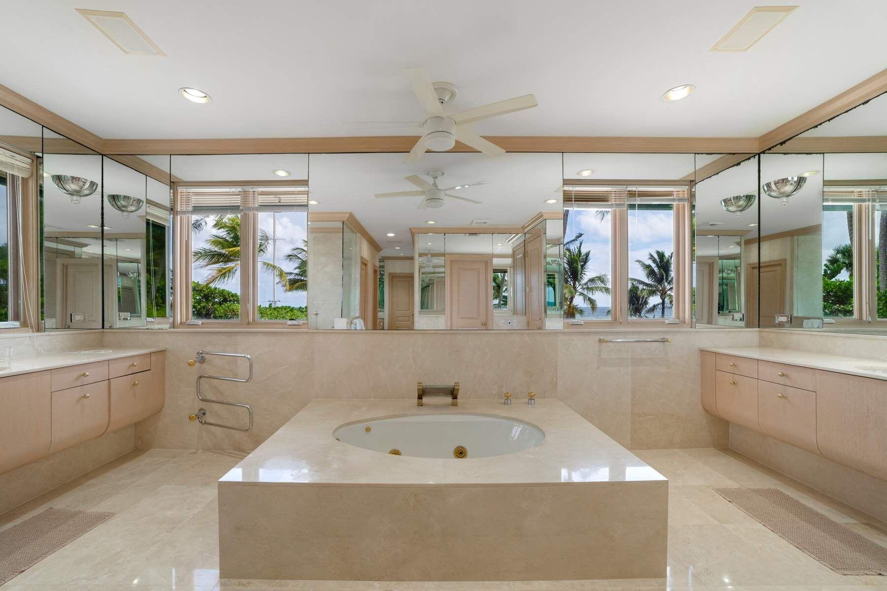2999 N Ocean Boulevard Property Photo 58
