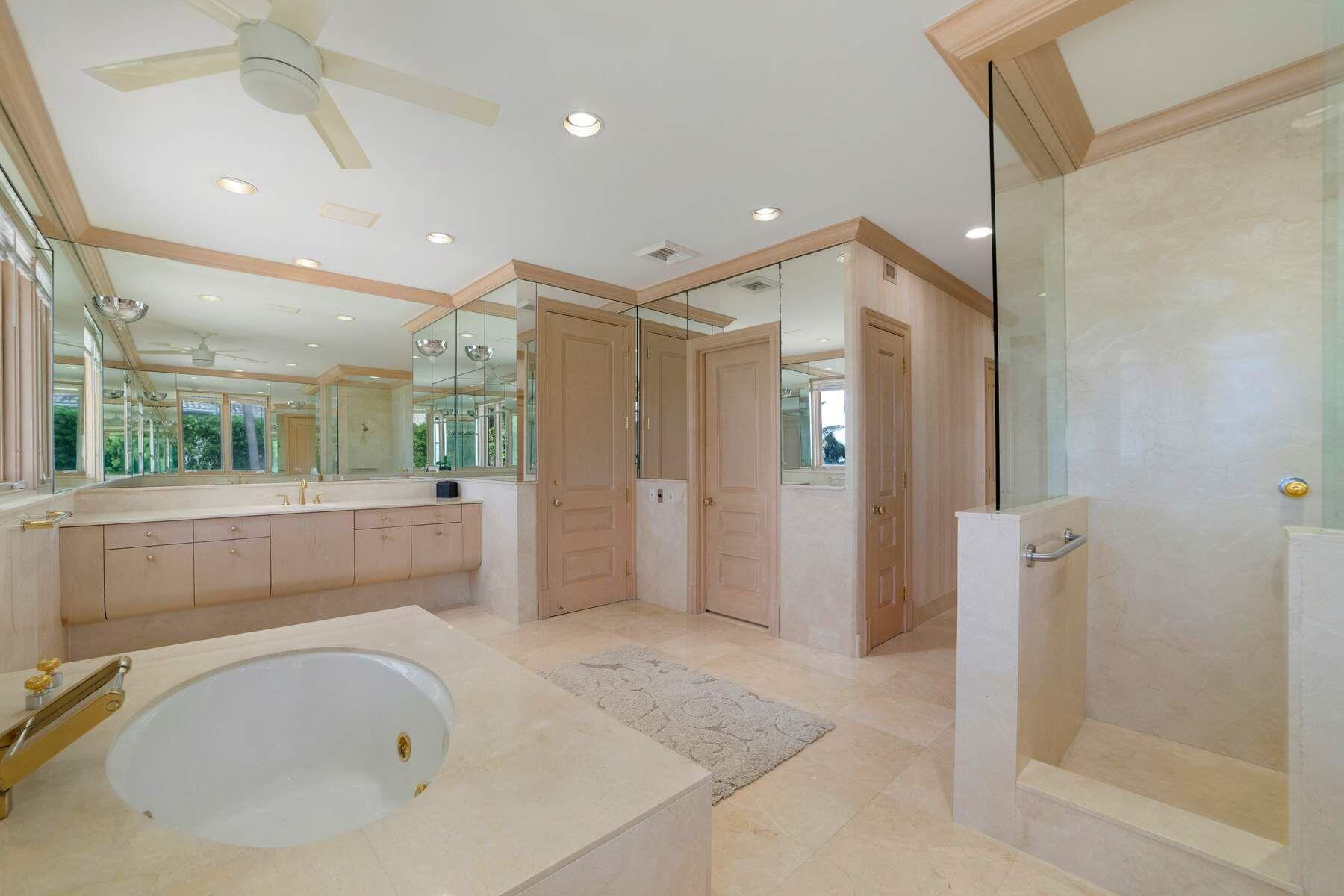 2999 N Ocean Boulevard Property Photo 61