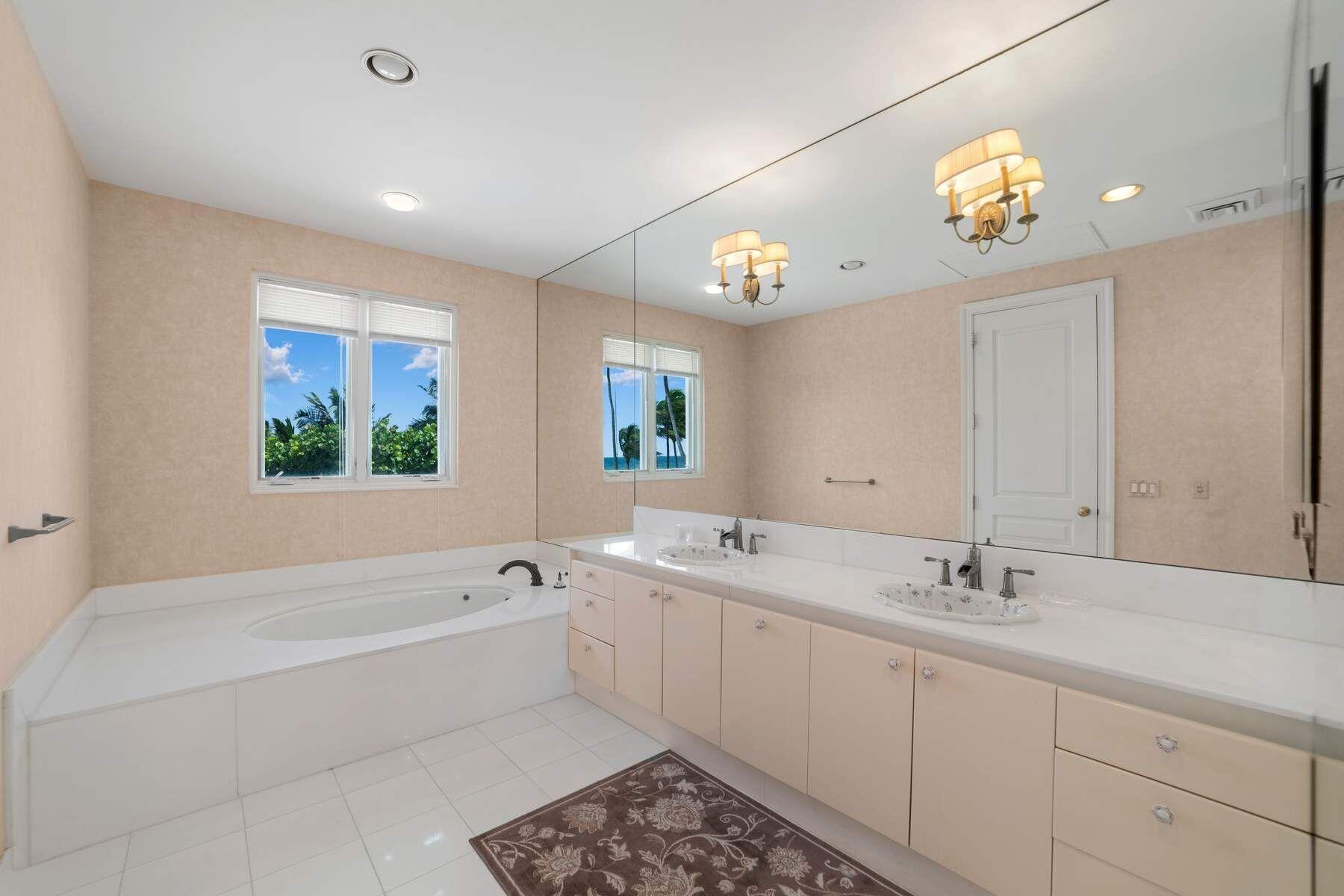 2999 N Ocean Boulevard Property Photo 67