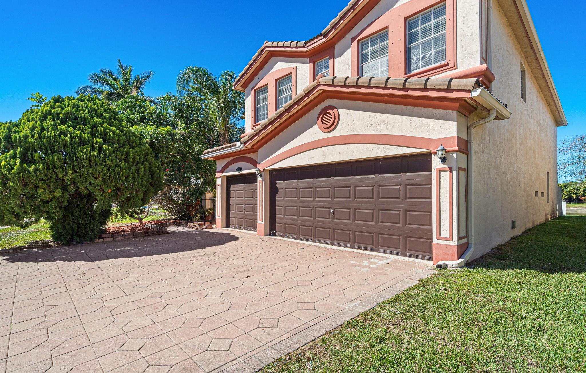 10633 Old Hammock Way Property Photo 1
