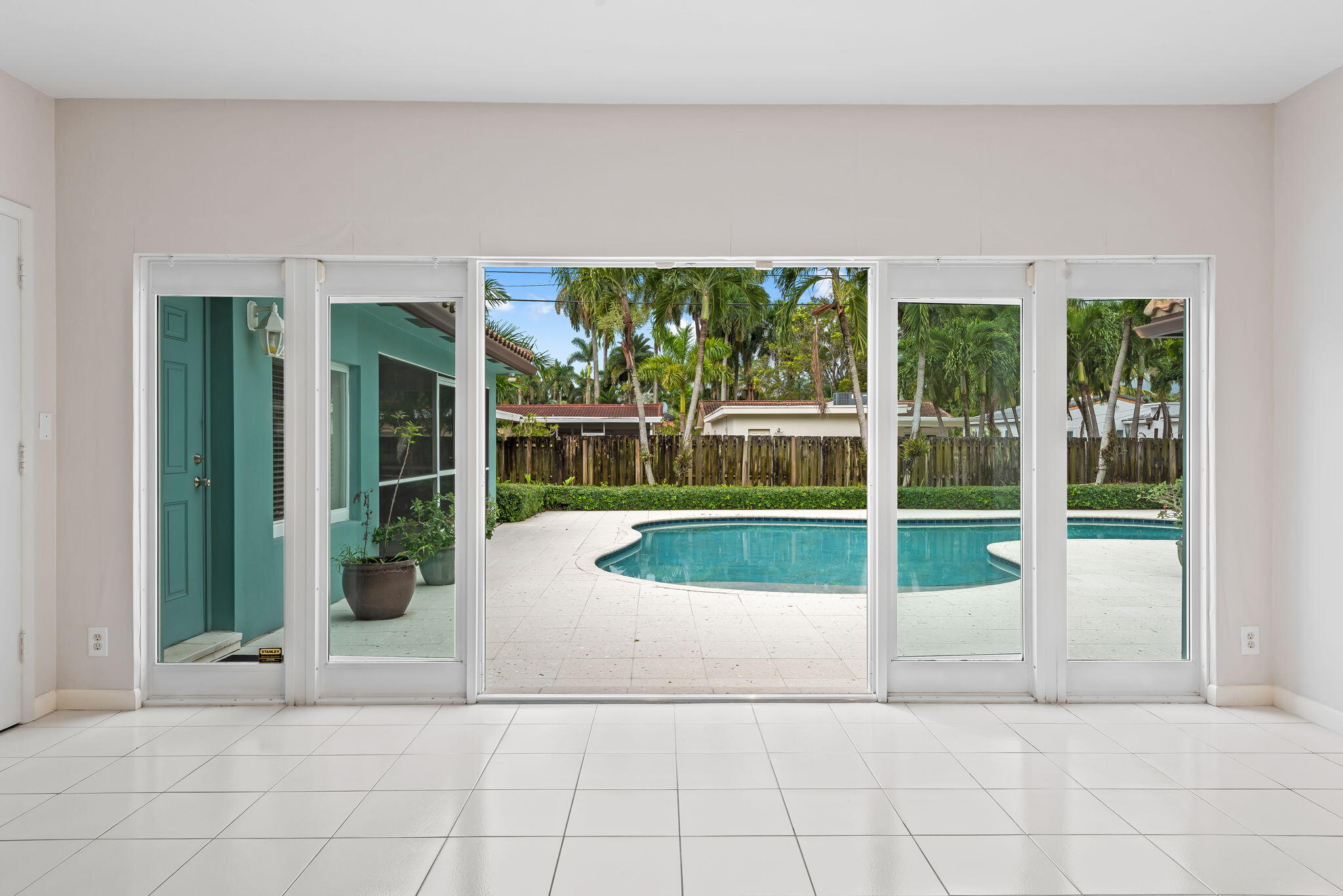 1322 Monroe Street Property Photo 2