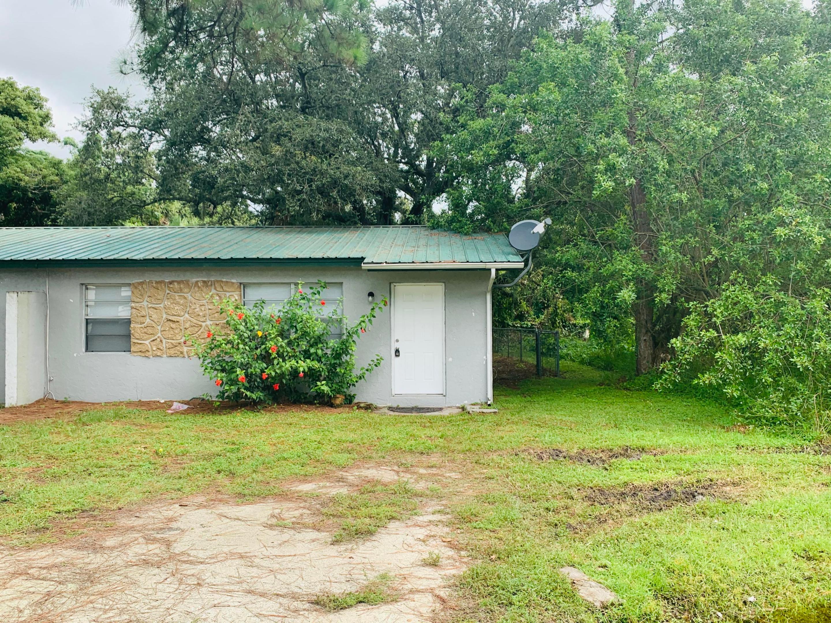 3370 NW 40th Drive Property Photo 1