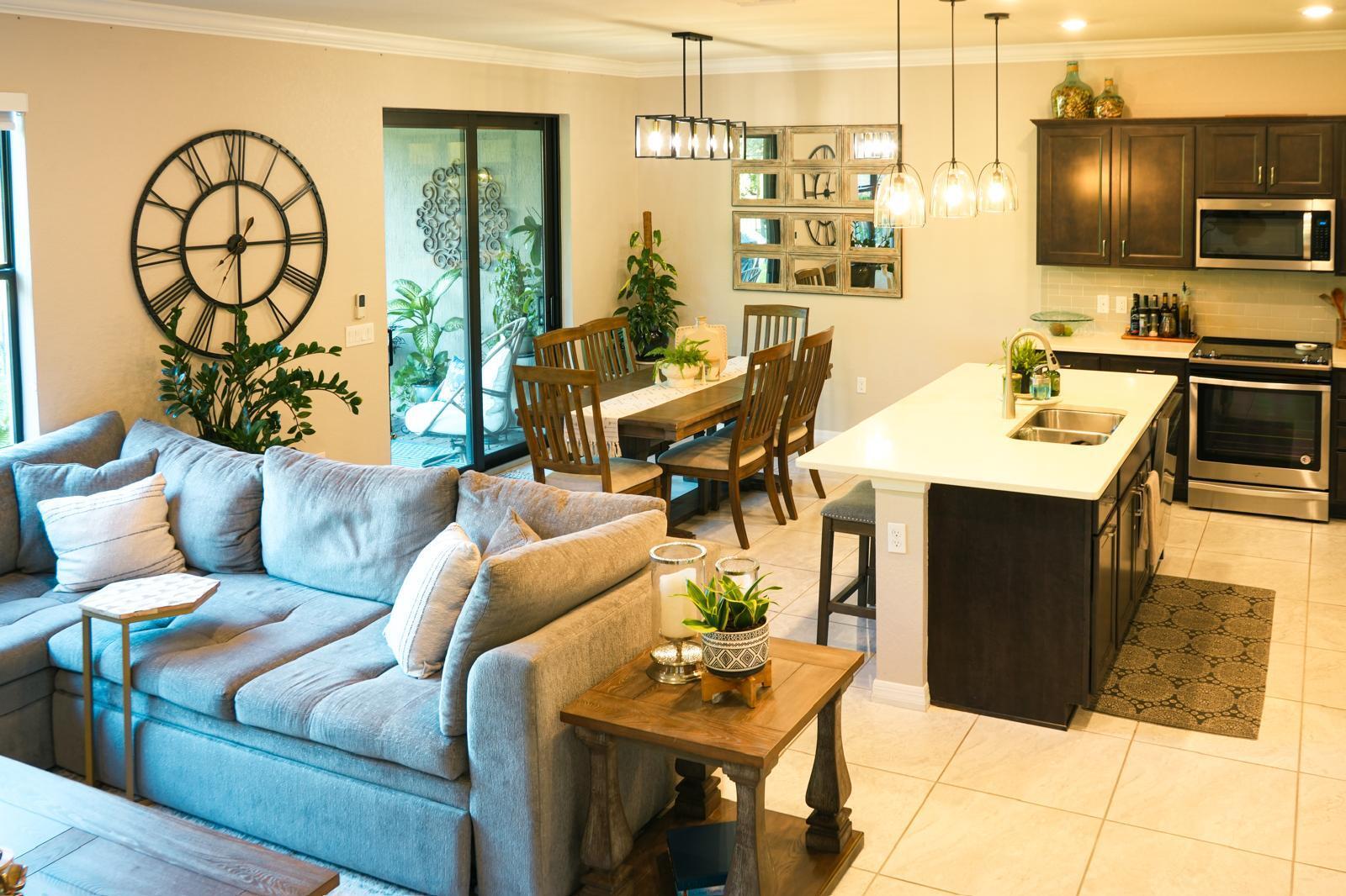 4661 Eventing Street Property Photo 4