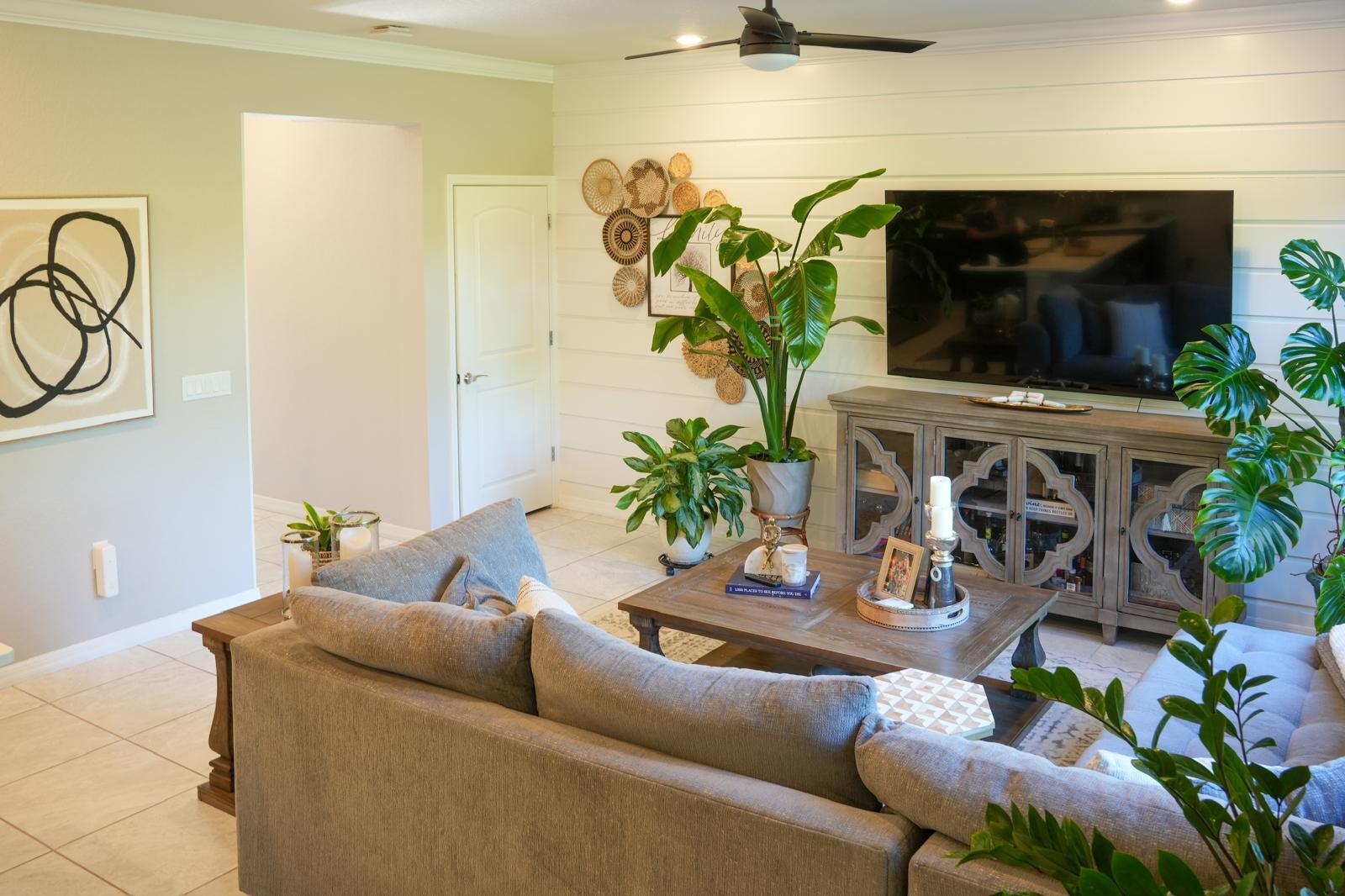 4661 Eventing Street Property Photo 16