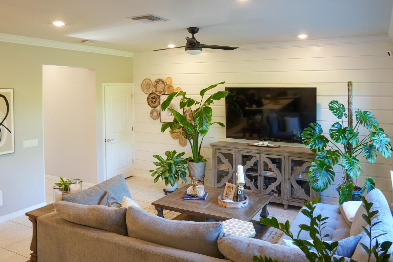 4661 Eventing Street Property Photo 19