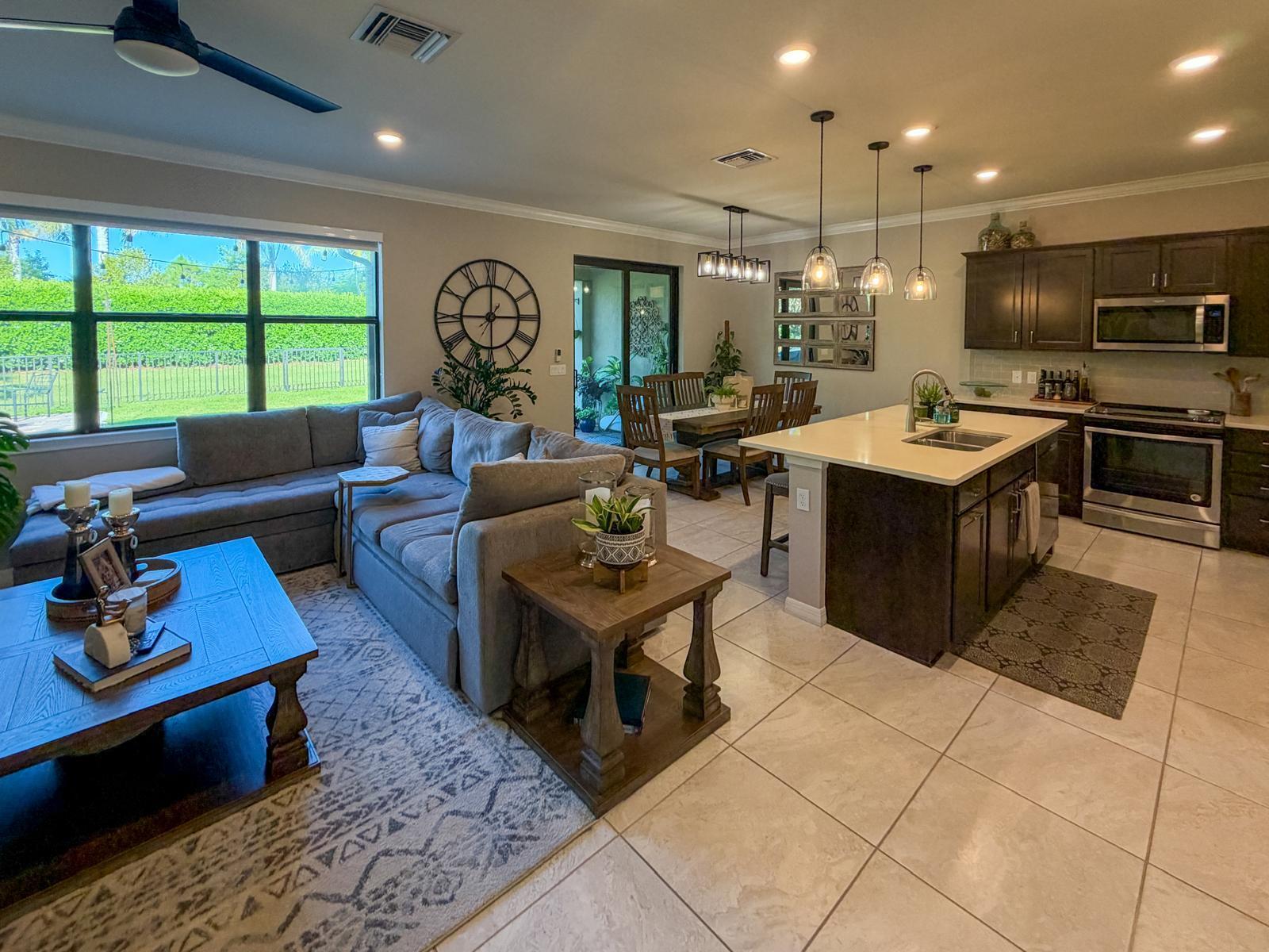 4661 Eventing Street Property Photo 28