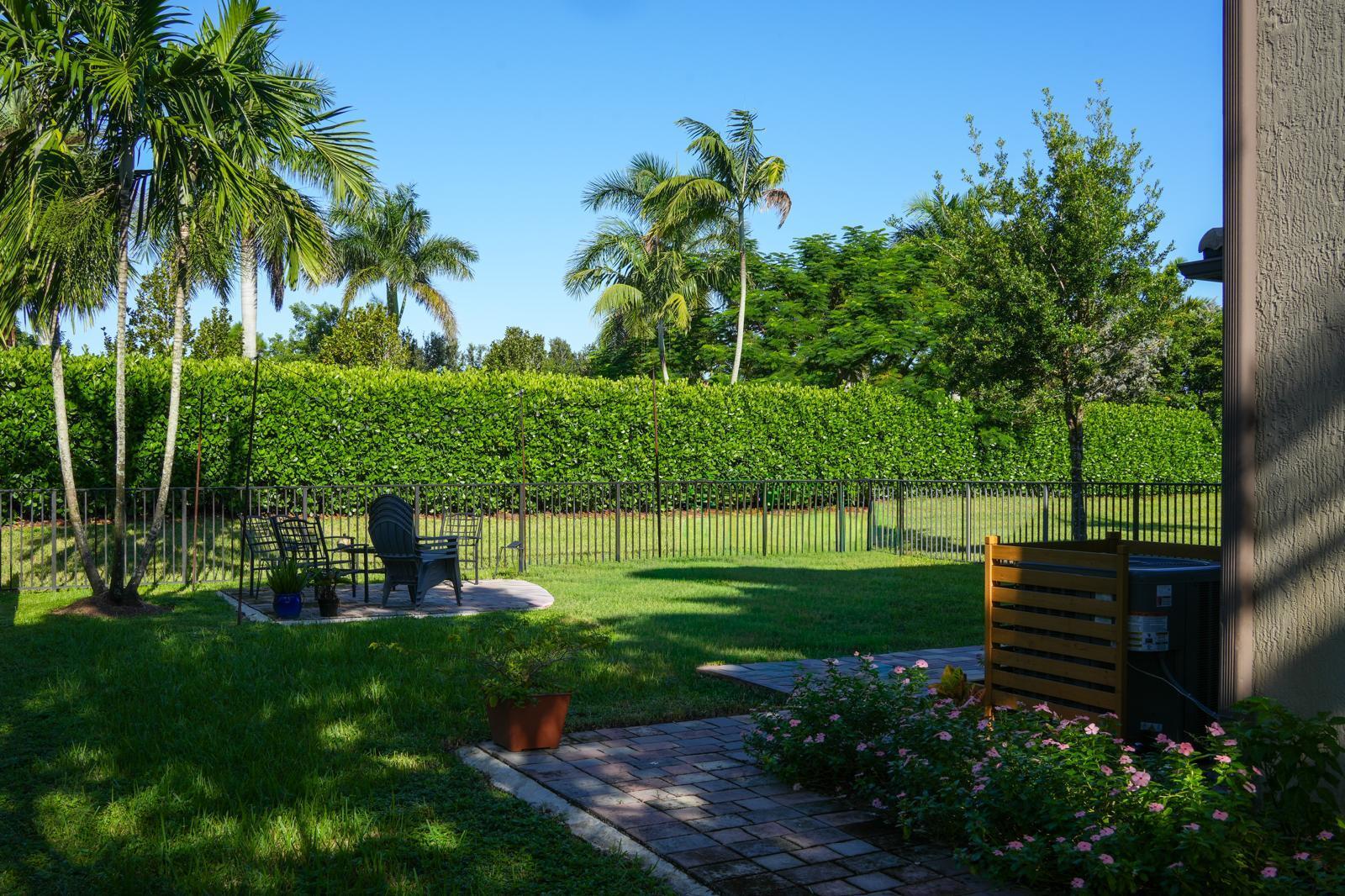 4661 Eventing Street Property Photo 36