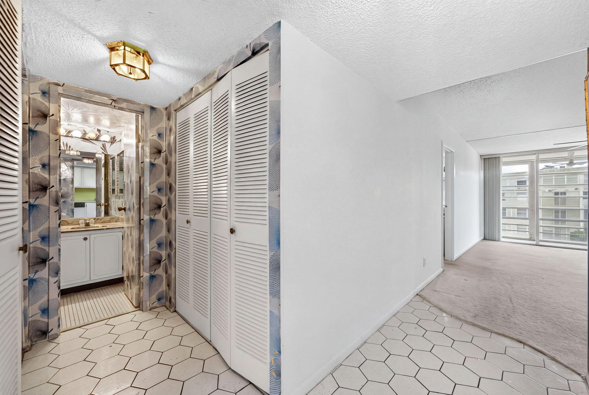 8321 Sands Point Boulevard D206 Property Photo 10