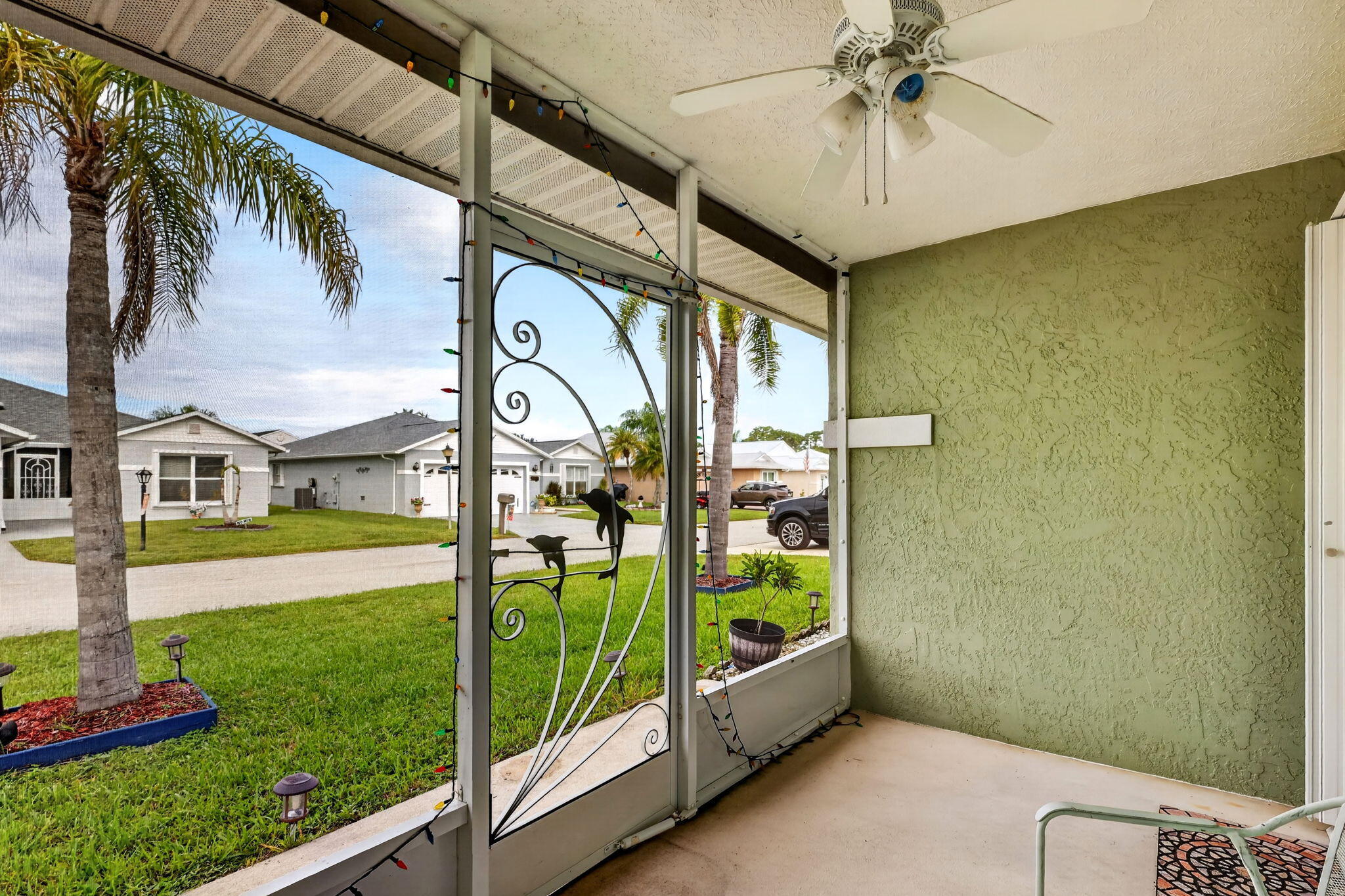 6672 Campanilla Property Photo 4