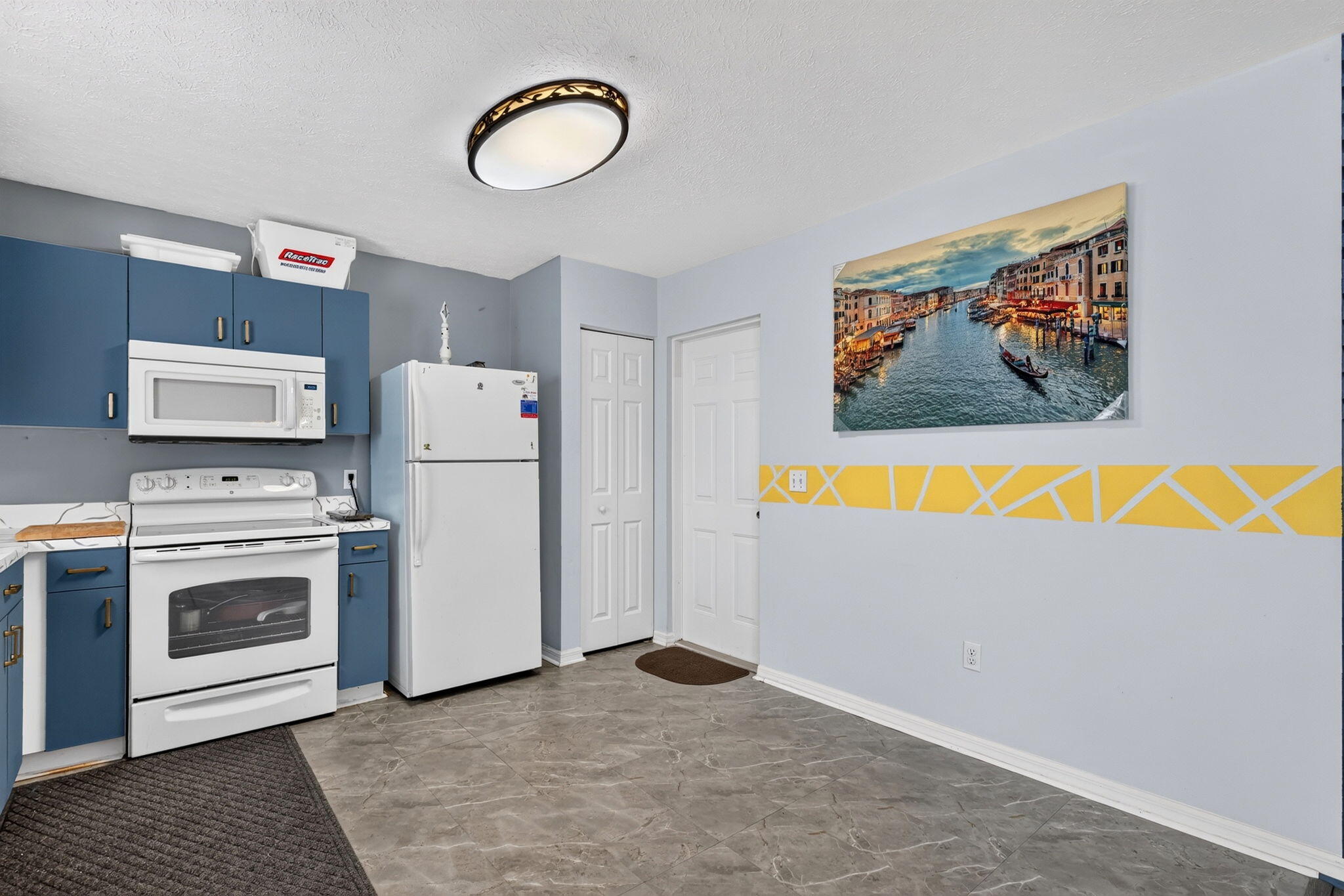 6672 Campanilla Property Photo 17