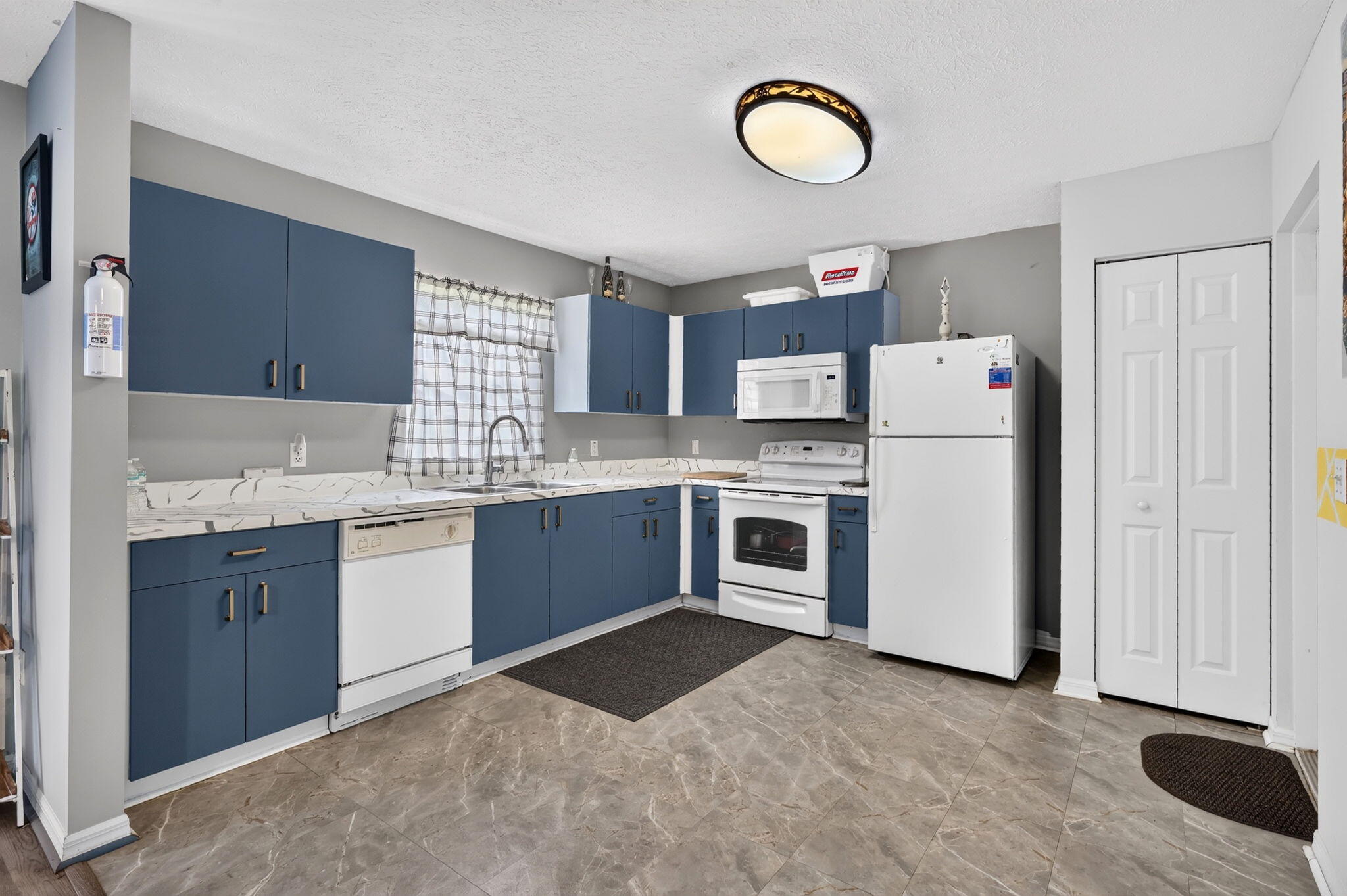 6672 Campanilla Property Photo 18
