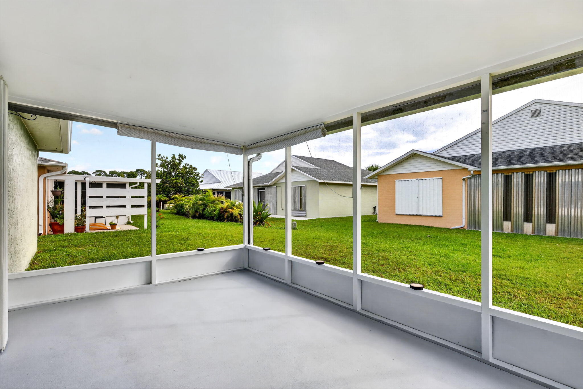 6672 Campanilla Property Photo 32