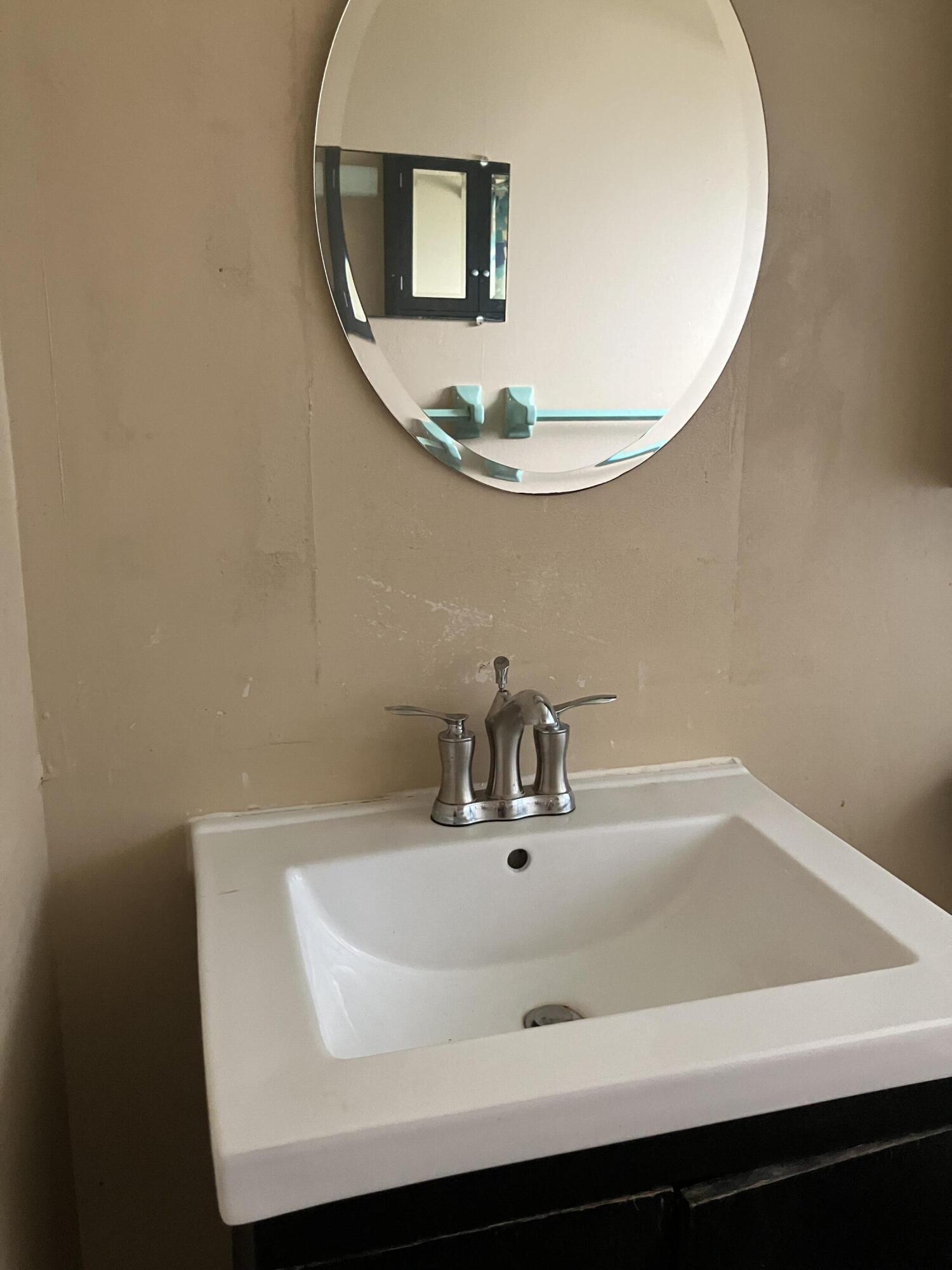 2751 Ashley Drive E G Property Photo 14