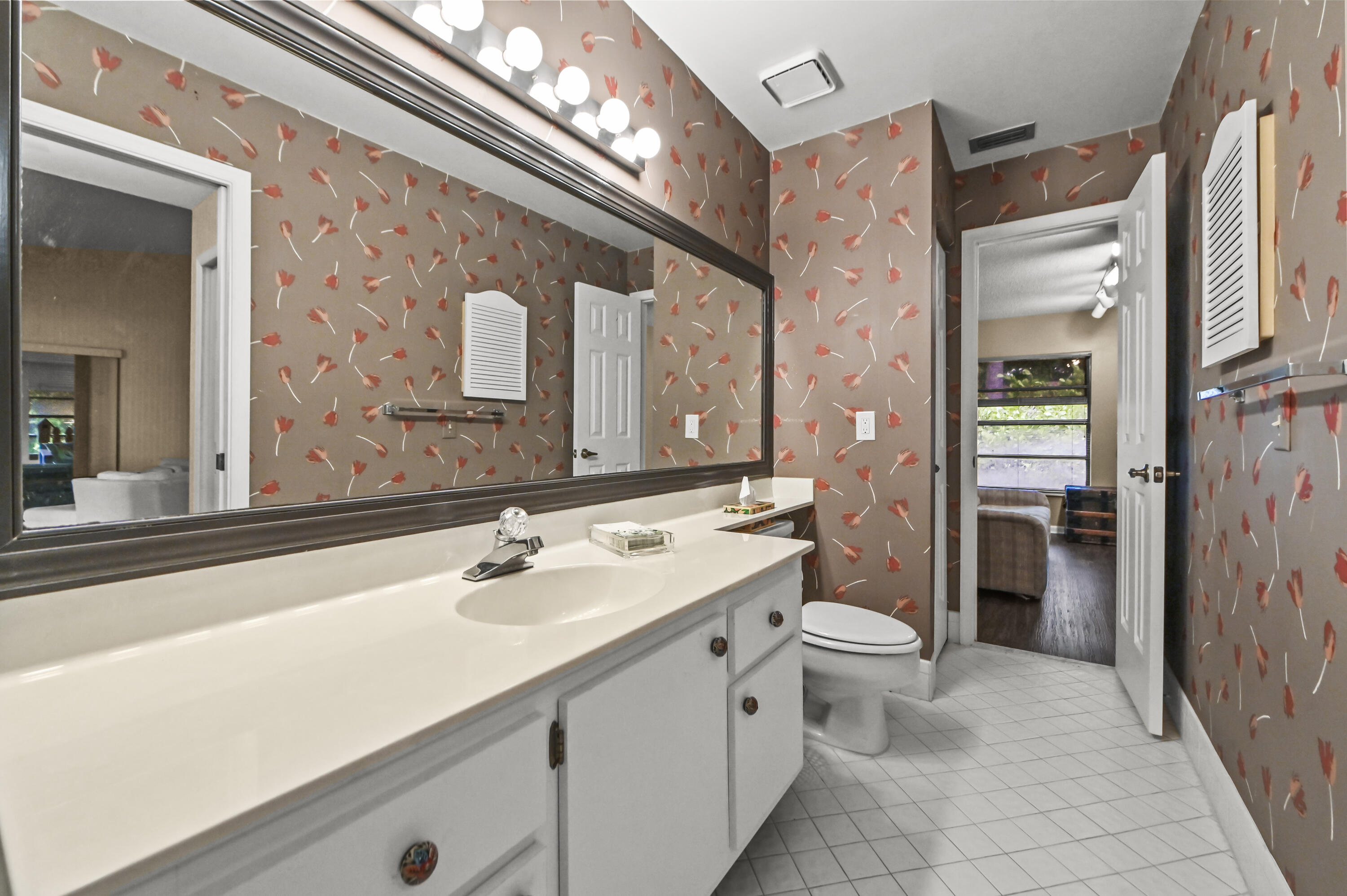 2055 Nw 15th Place Property Photo 21