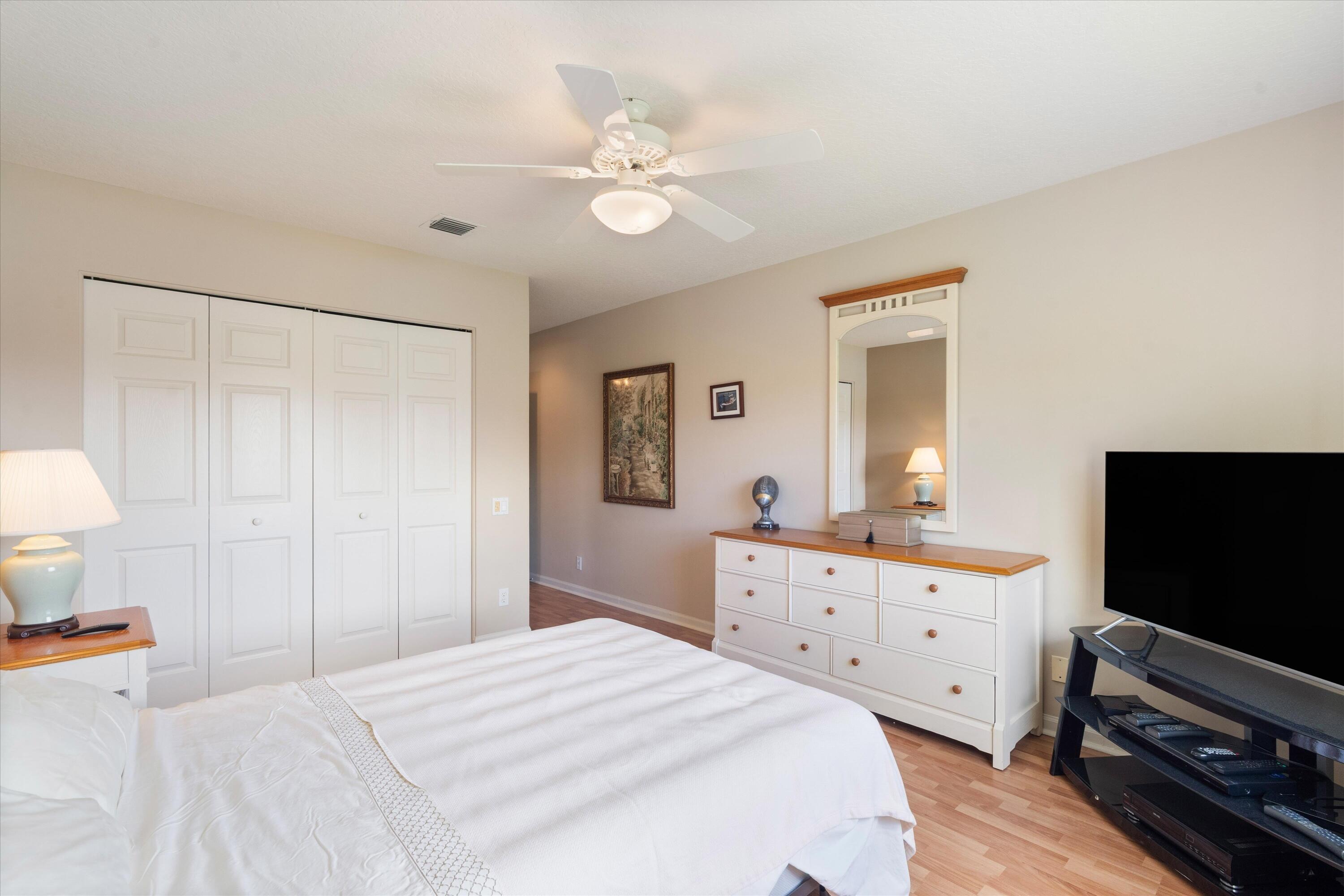 7081 Falls Road E Property Photo 21
