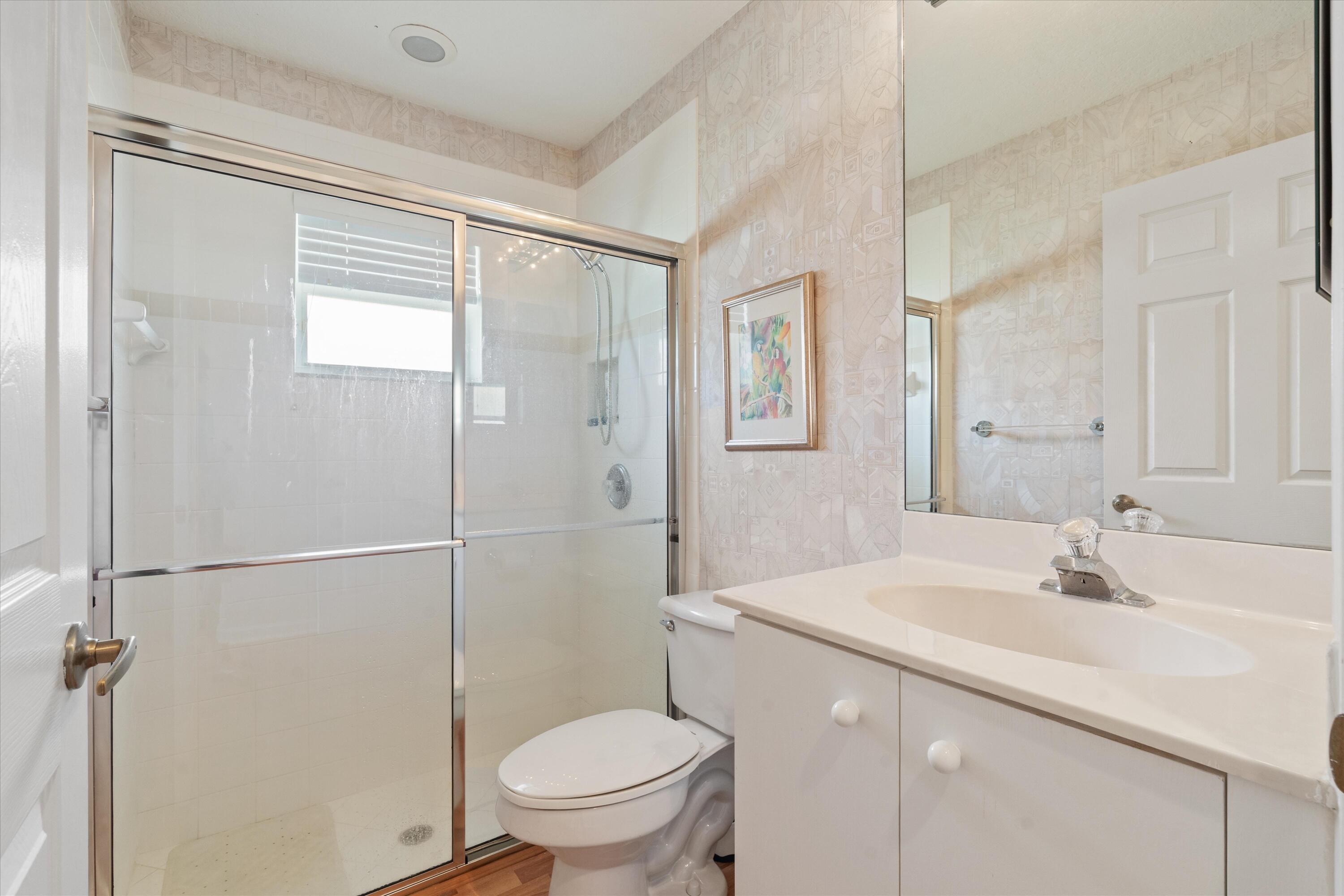 7081 Falls Road E Property Photo 22