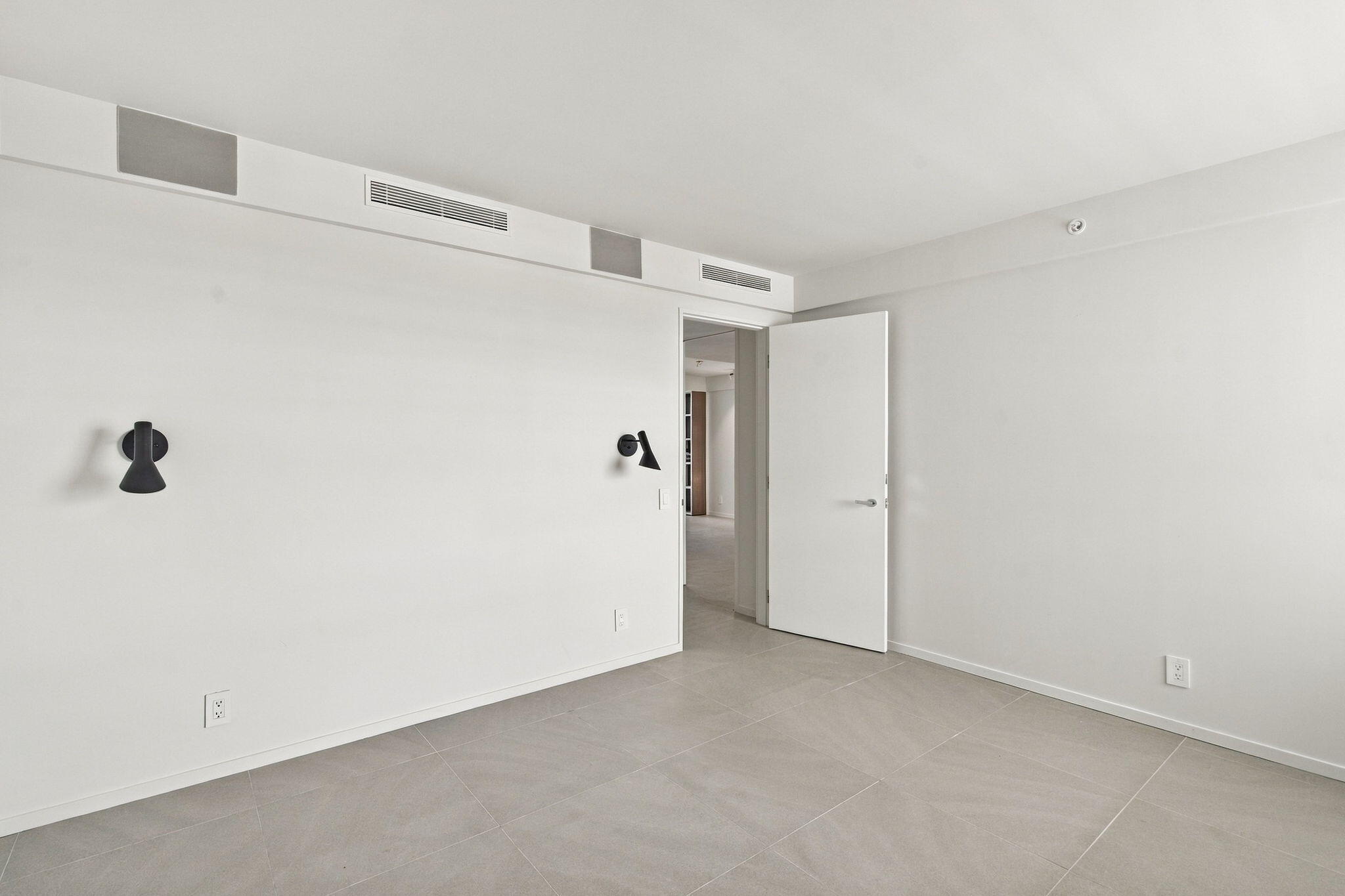 3901 S Flagler Drive 605 Property Photo 11