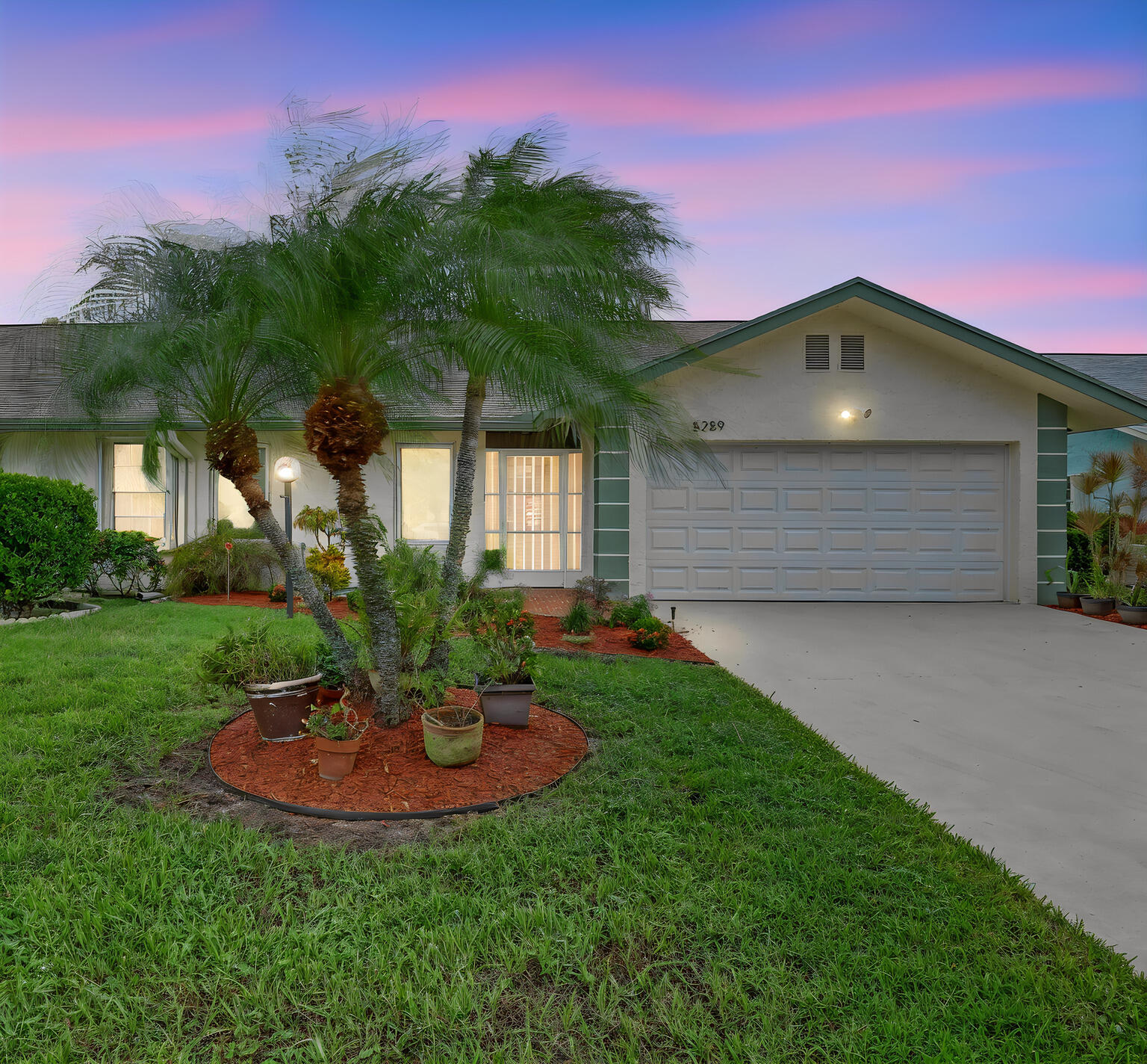 5289 Crystal Anne Drive Property Photo 1