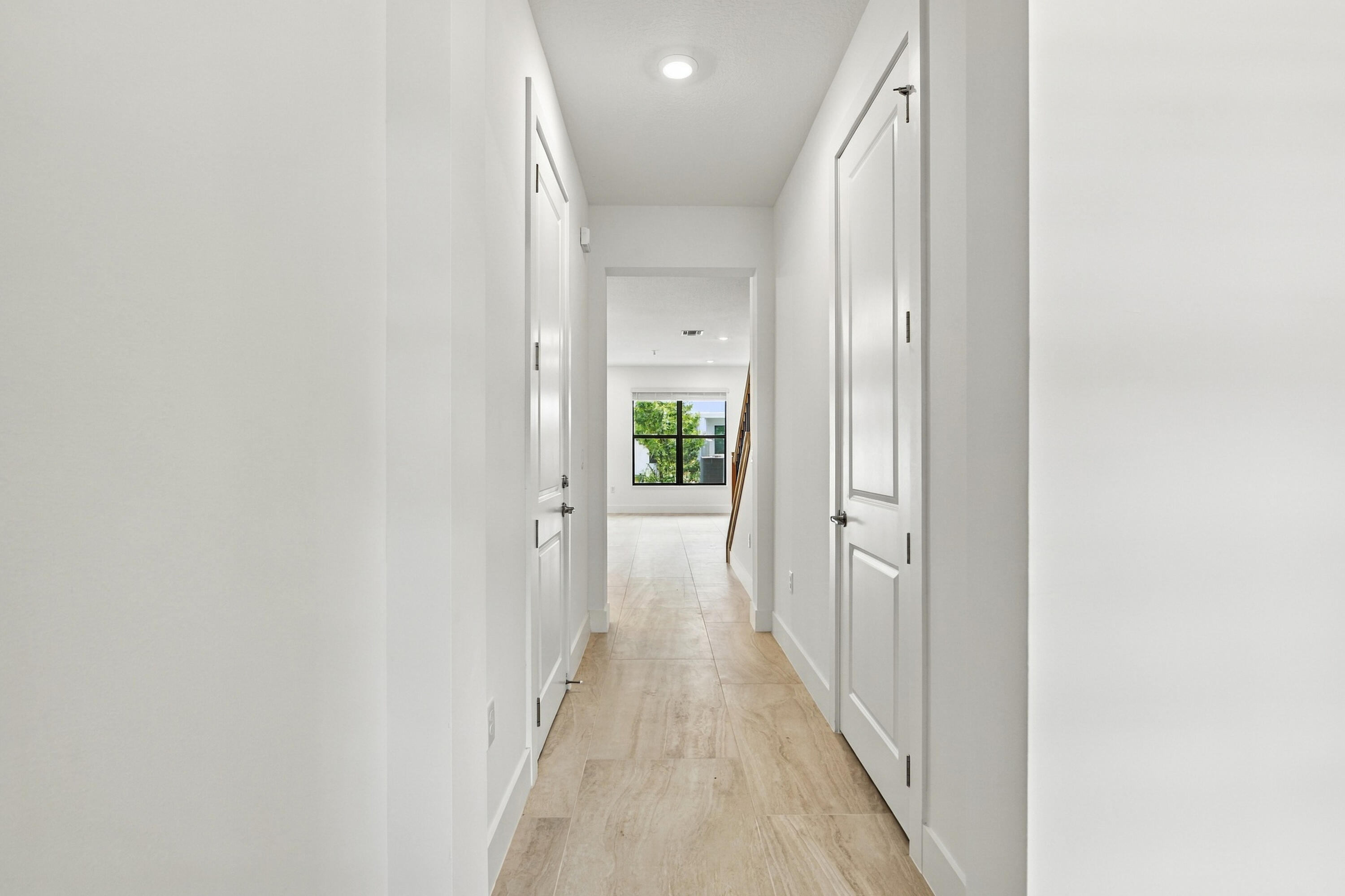 1185 Carillon Street Property Photo 2