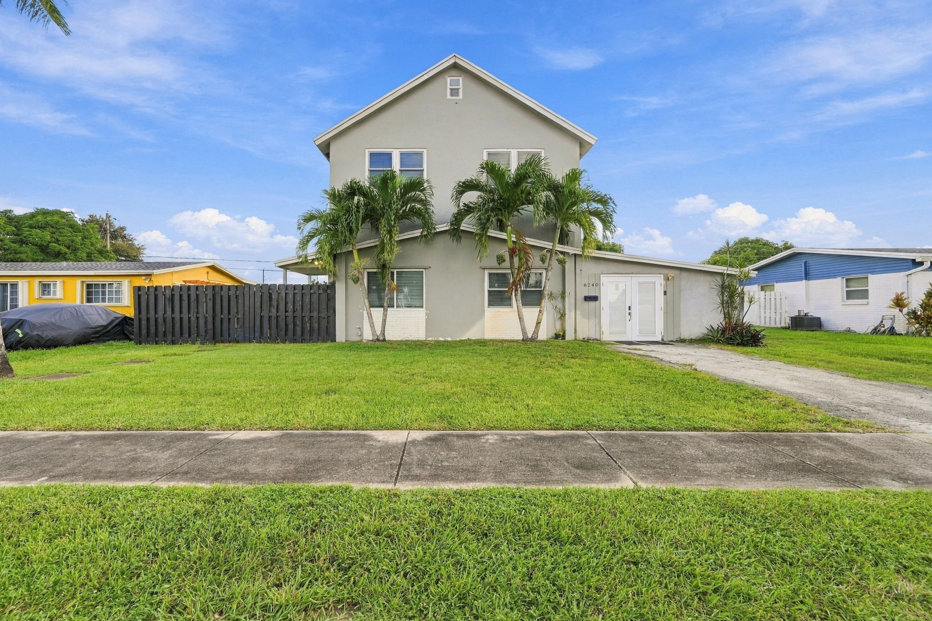 6240 NW 16TH Place Property Photo 1