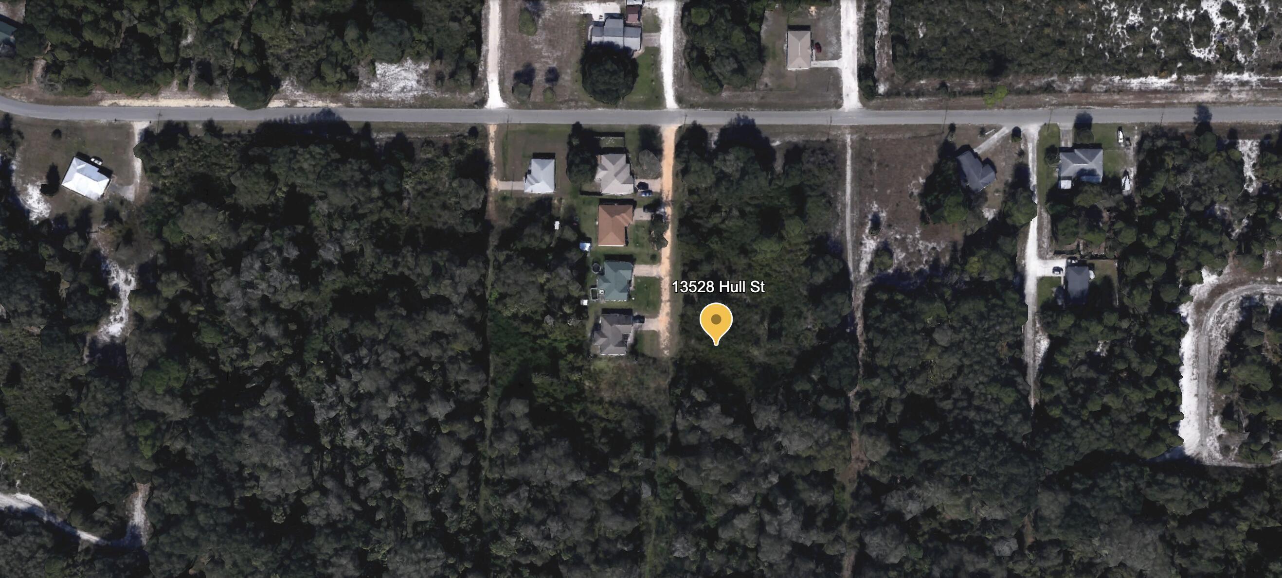 13528 Hull Street Property Photo 5