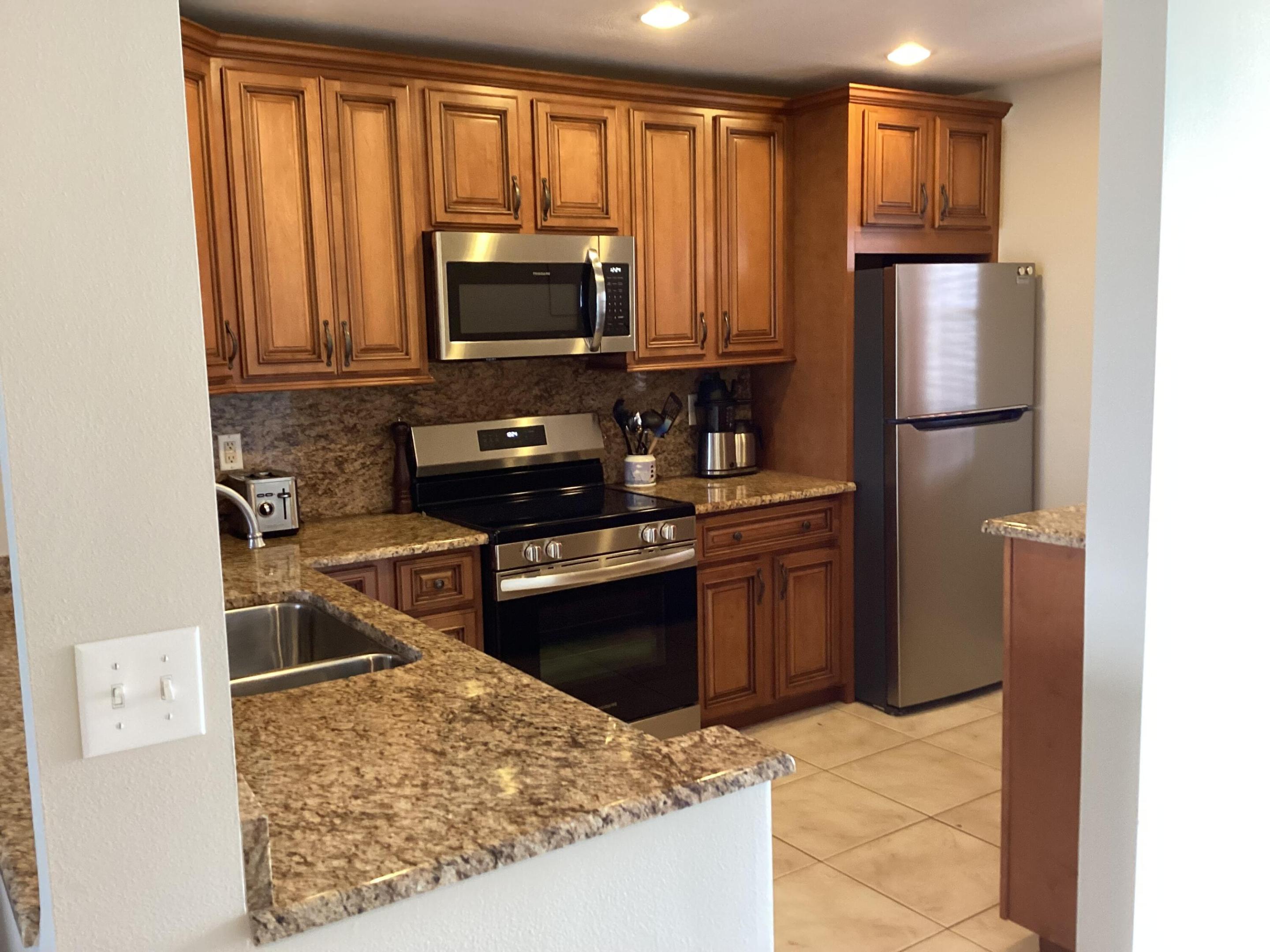 5151 N Hwy A1a 713 Property Photo 19