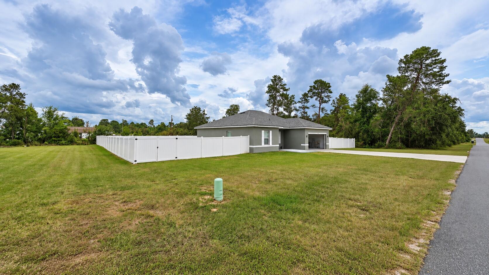 17245 Sw 18th Avenue Road Property Photo 7