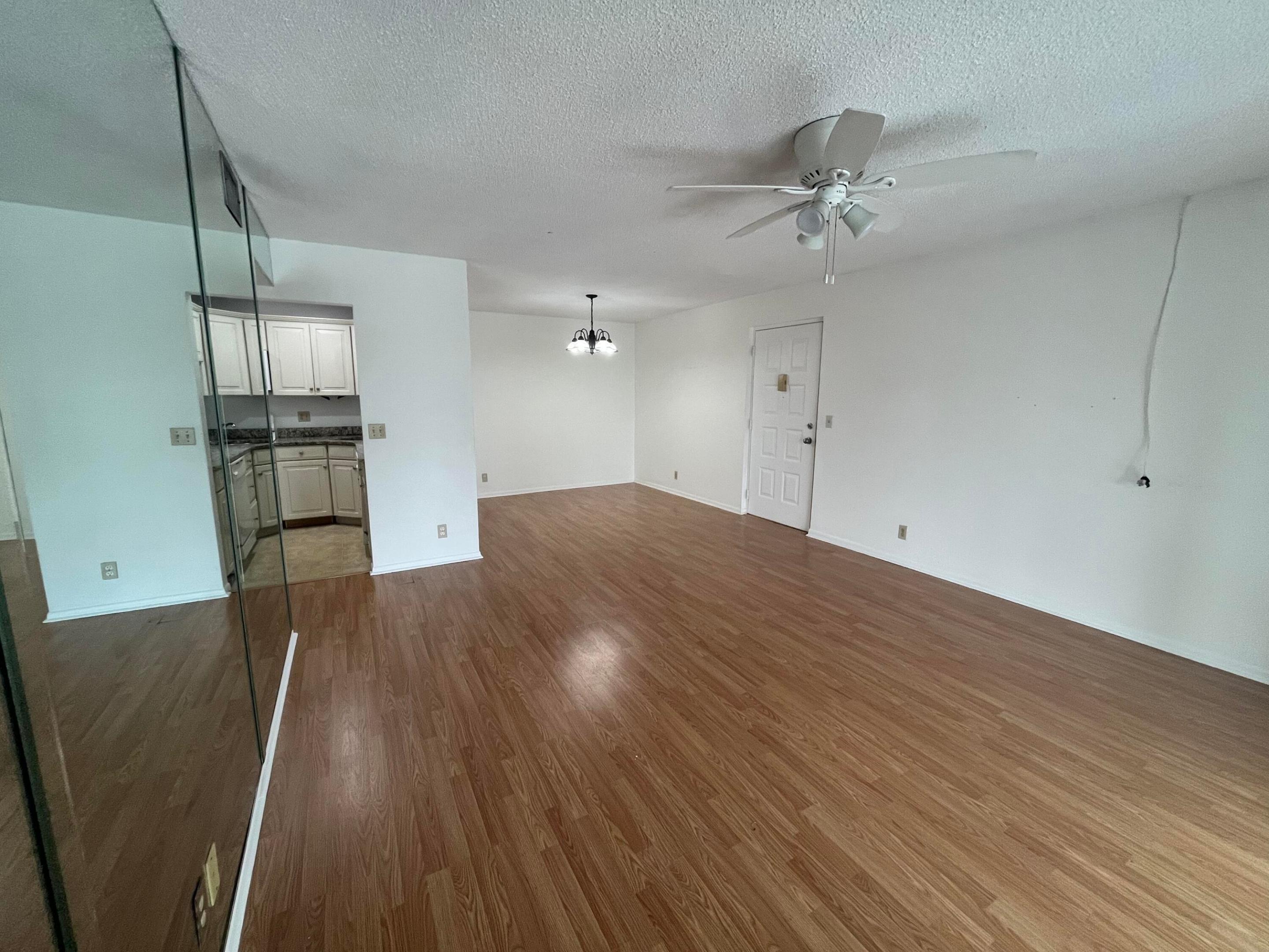 618 Sea Pine Way C2 Property Photo 3