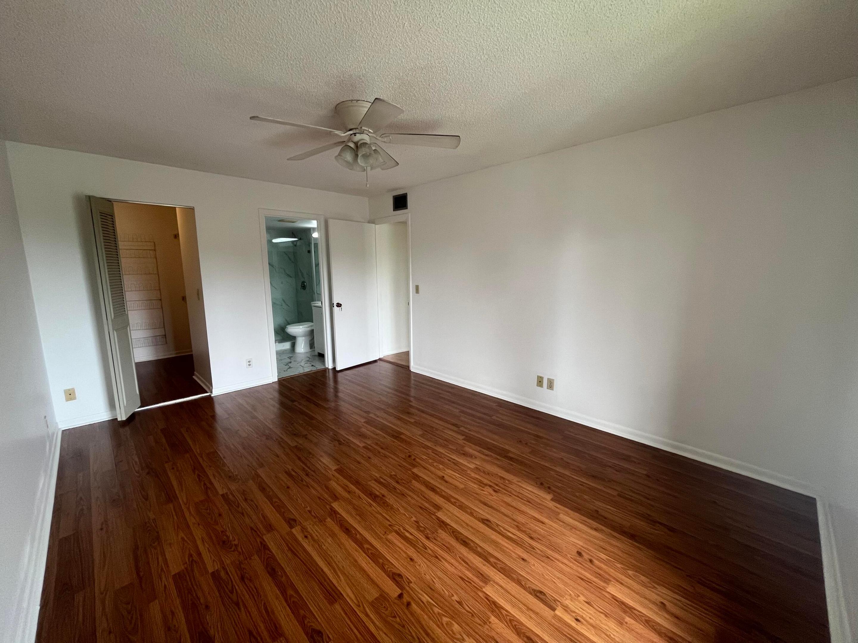 618 Sea Pine Way C2 Property Photo 10