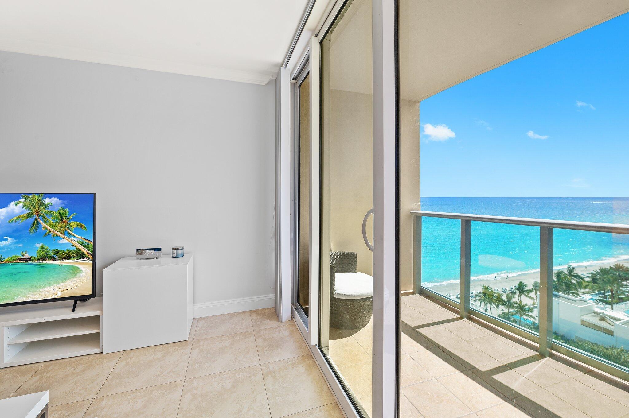 2501 S Ocean Drive 1516 Property Photo 6