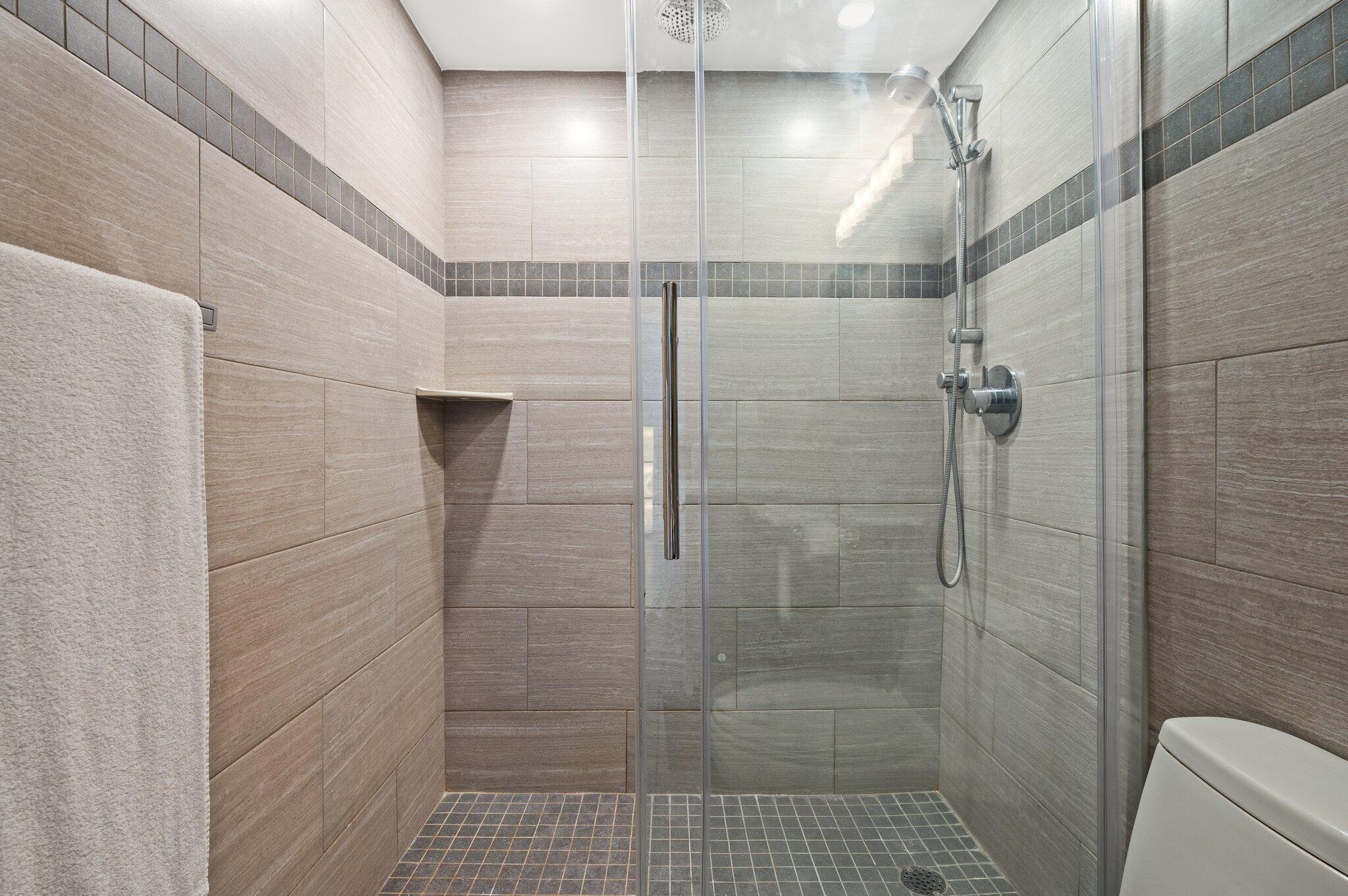 2501 S Ocean Drive 1516 Property Photo 17