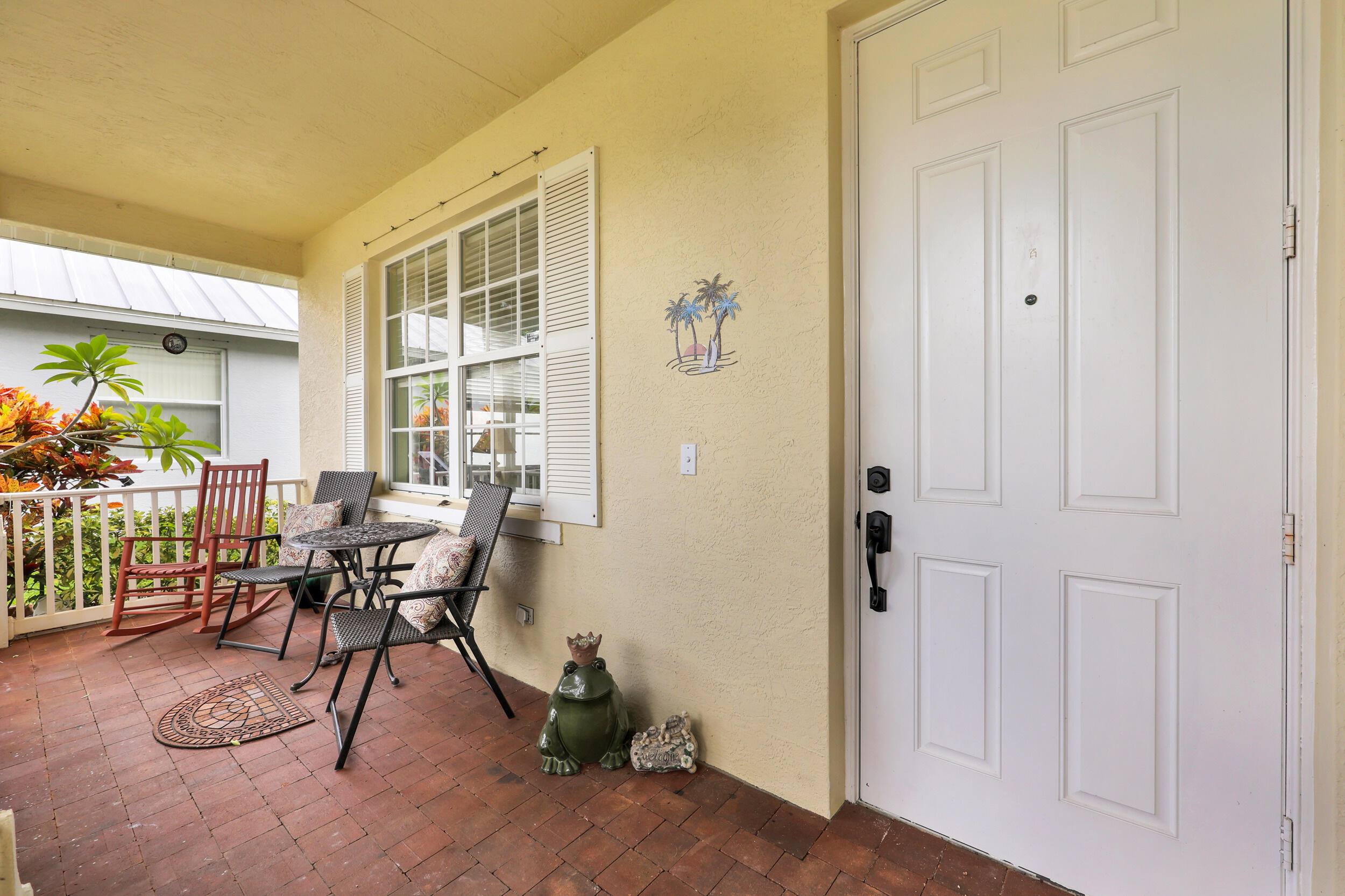 131 Nw Berkeley Avenue Property Photo 3