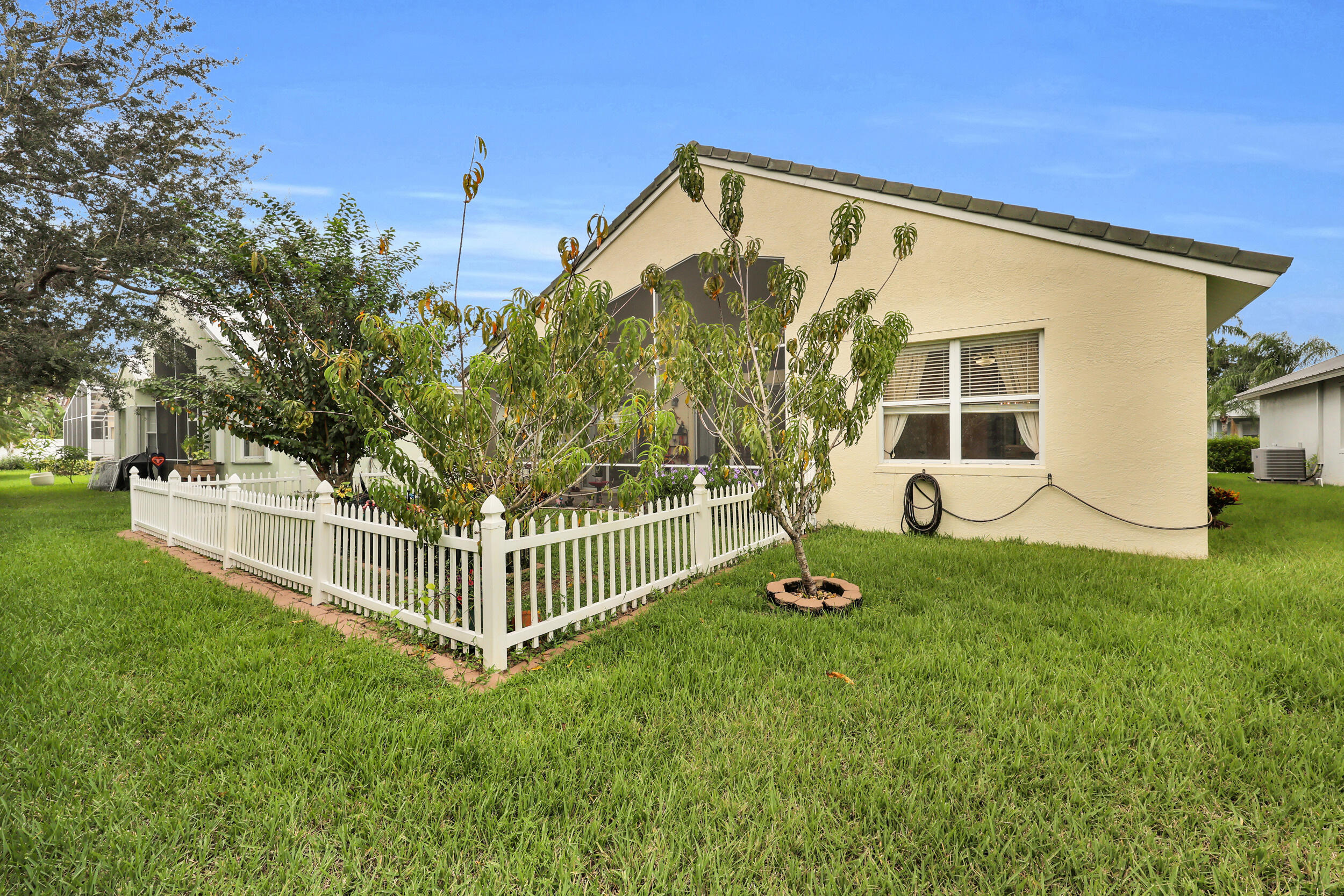 131 Nw Berkeley Avenue Property Photo 33
